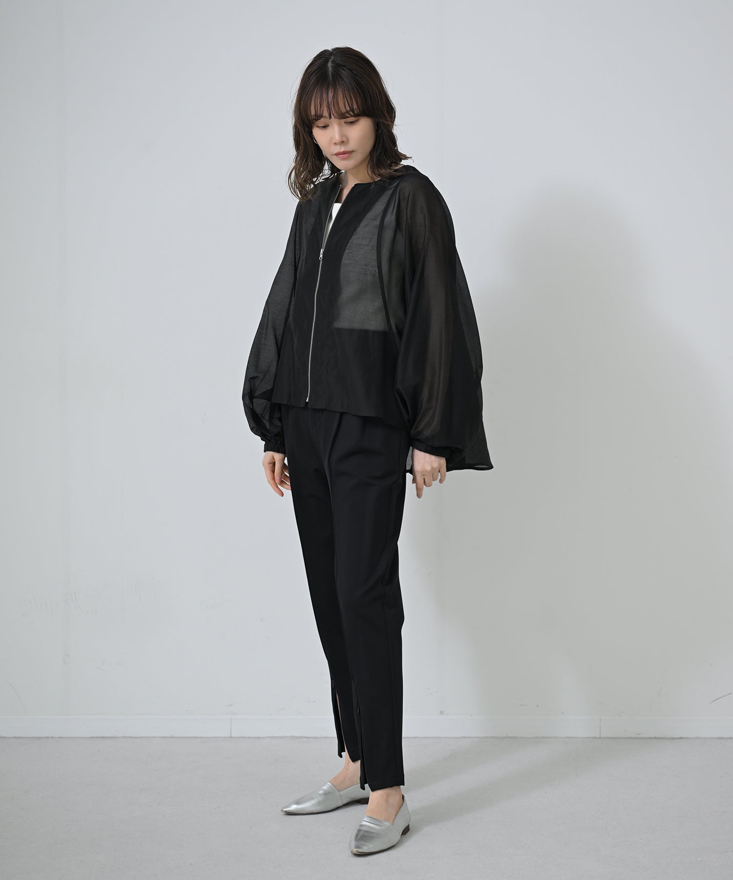 ブラック model:H167