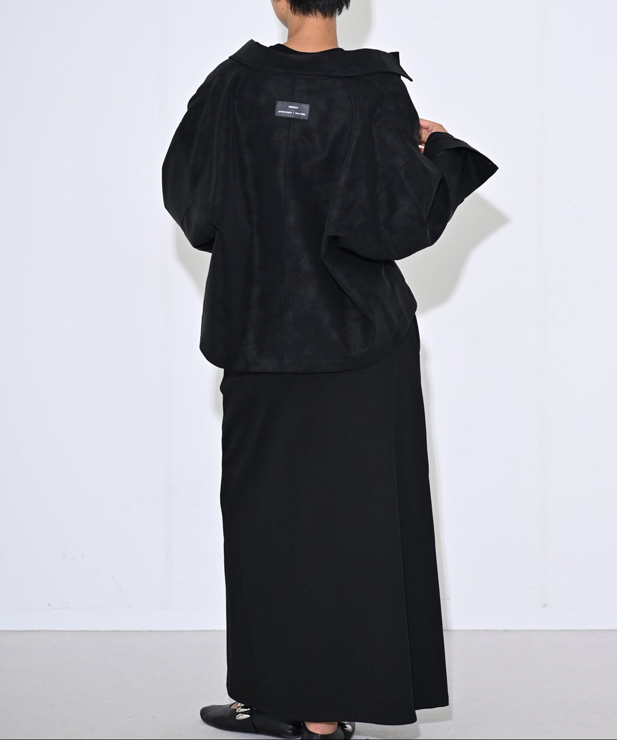 ブラック model:H166cm