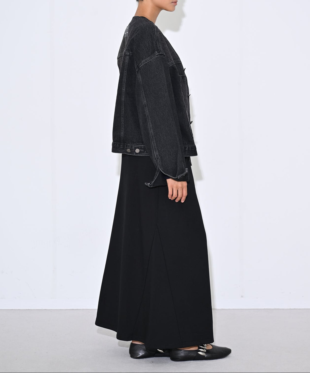 ブラック model:H166cm