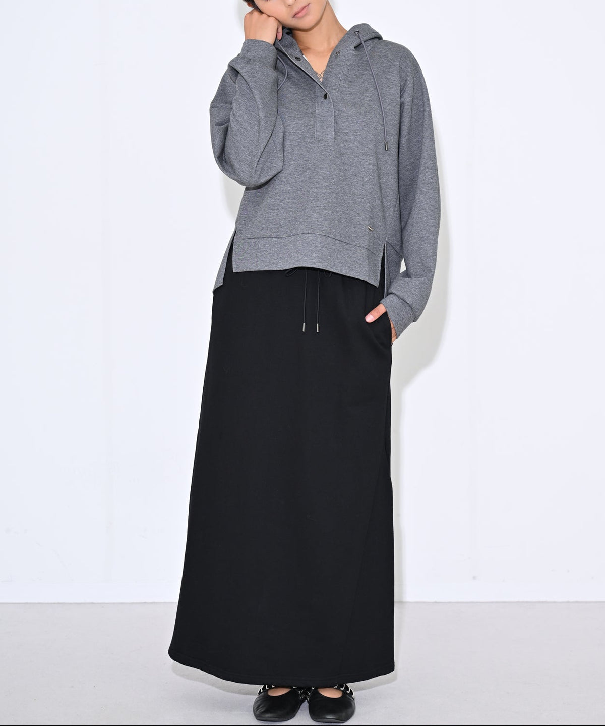 グレー model:H166cm