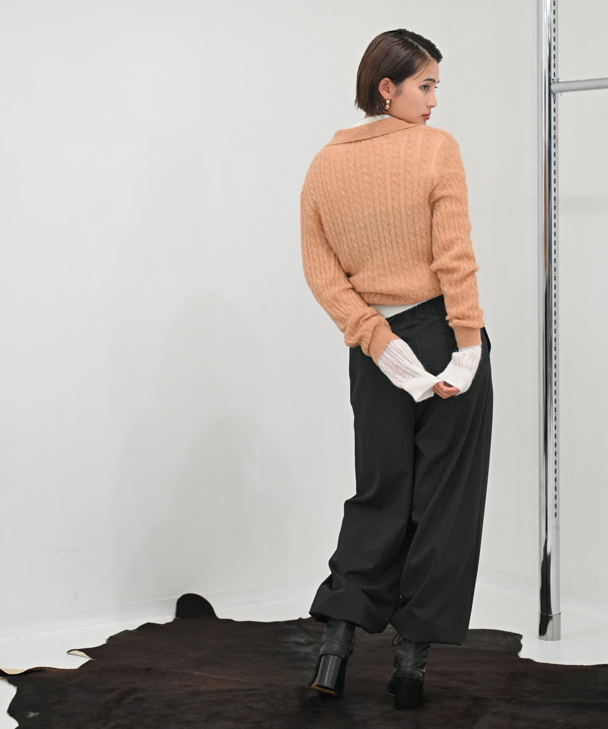 ブラックストライプ model:H166cm