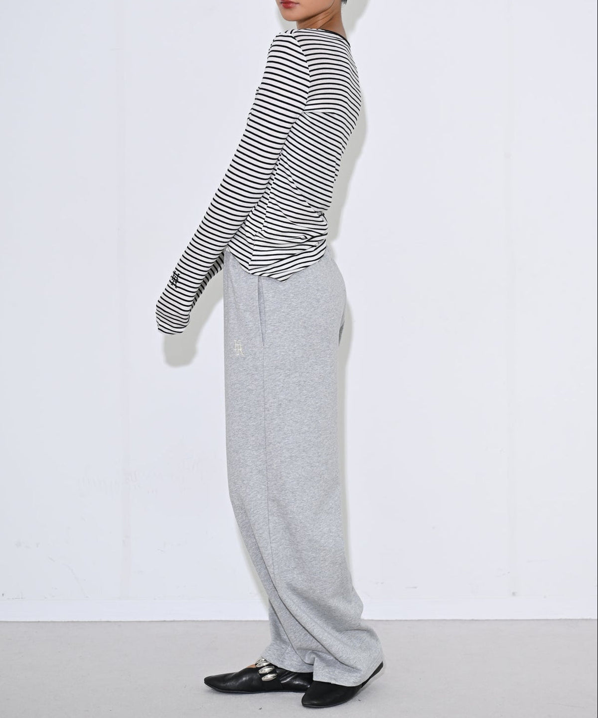 オフホワイト×ブラック model:H166cm