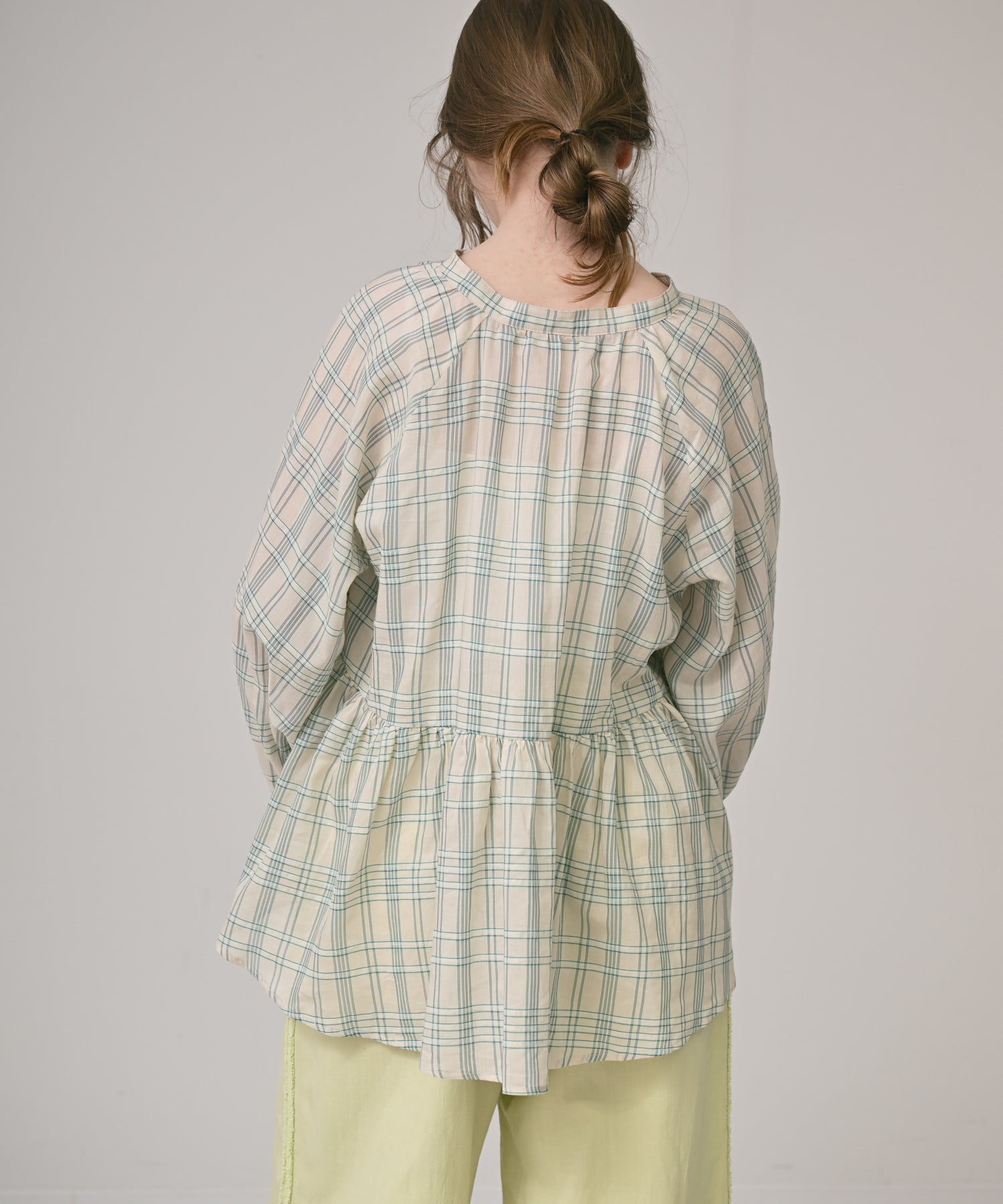 オフホワイト model;H170