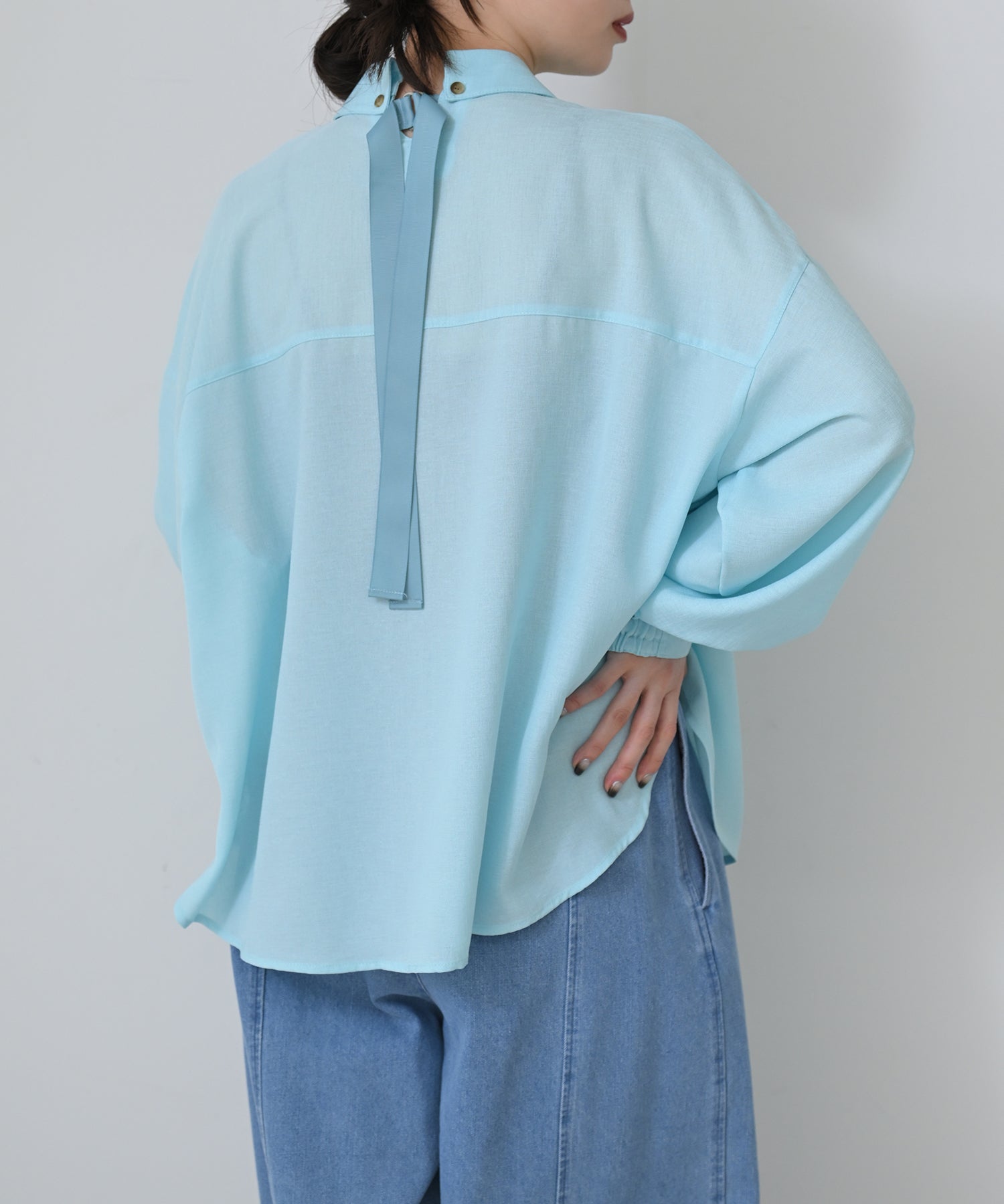 Back Ribbon Skipper Blouse