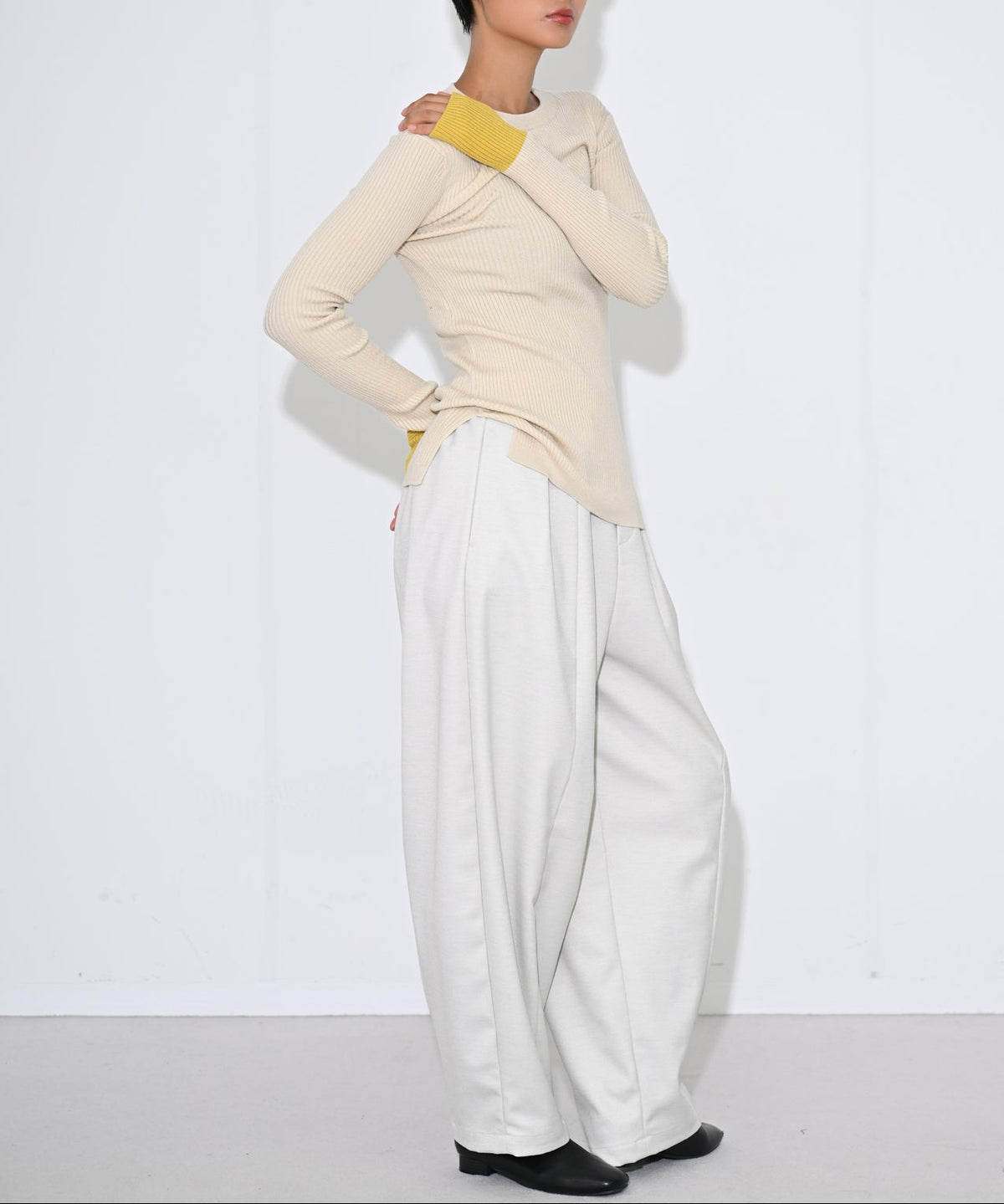 ベージュ×イエロー model:H166cm