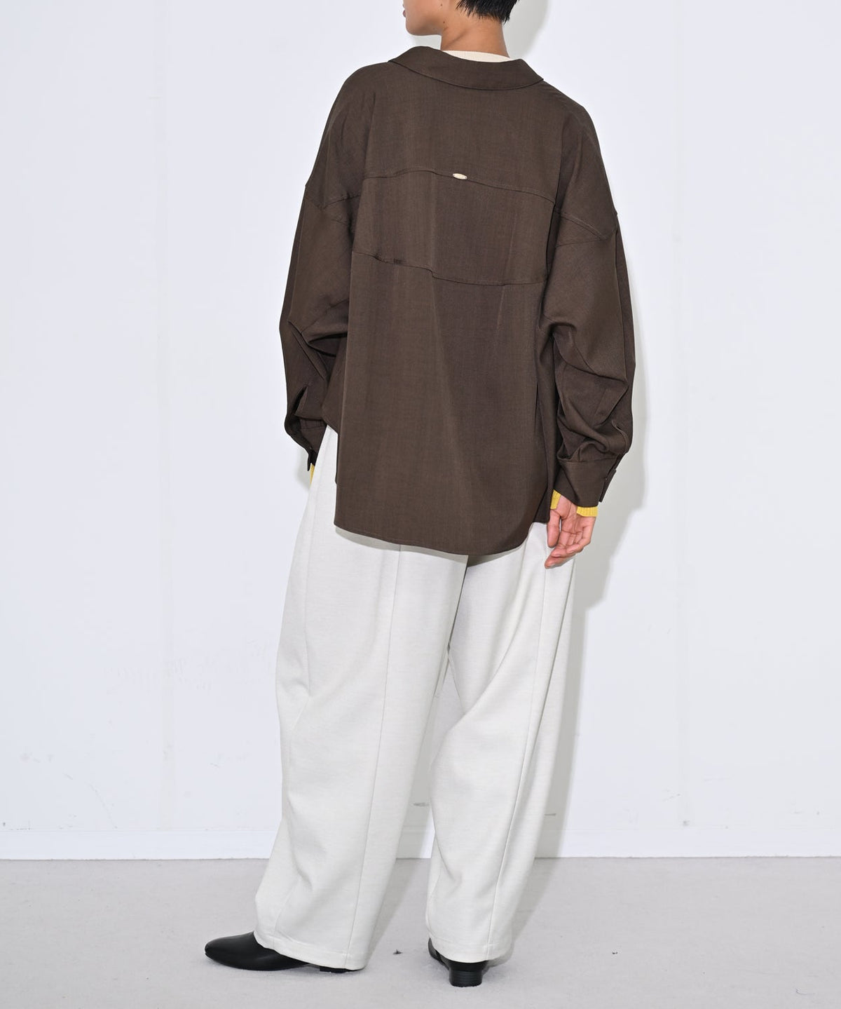 ブラウン model:H166cm