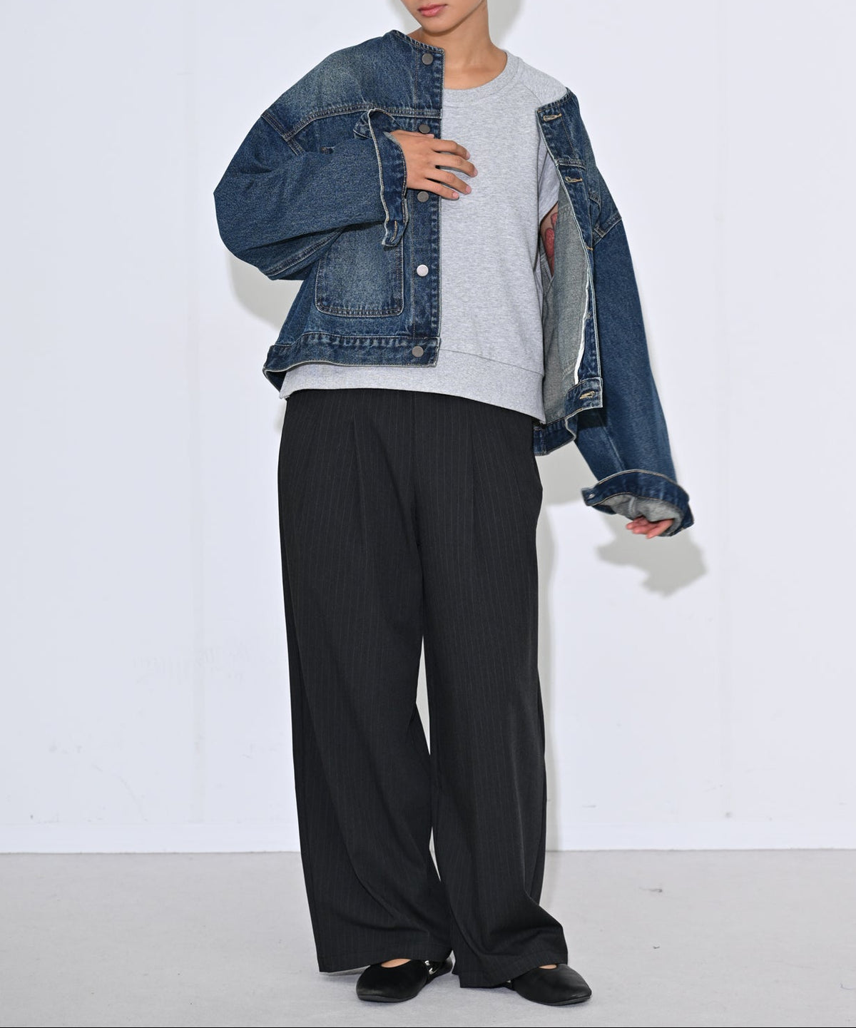 ブラックストライプ model:H166cm