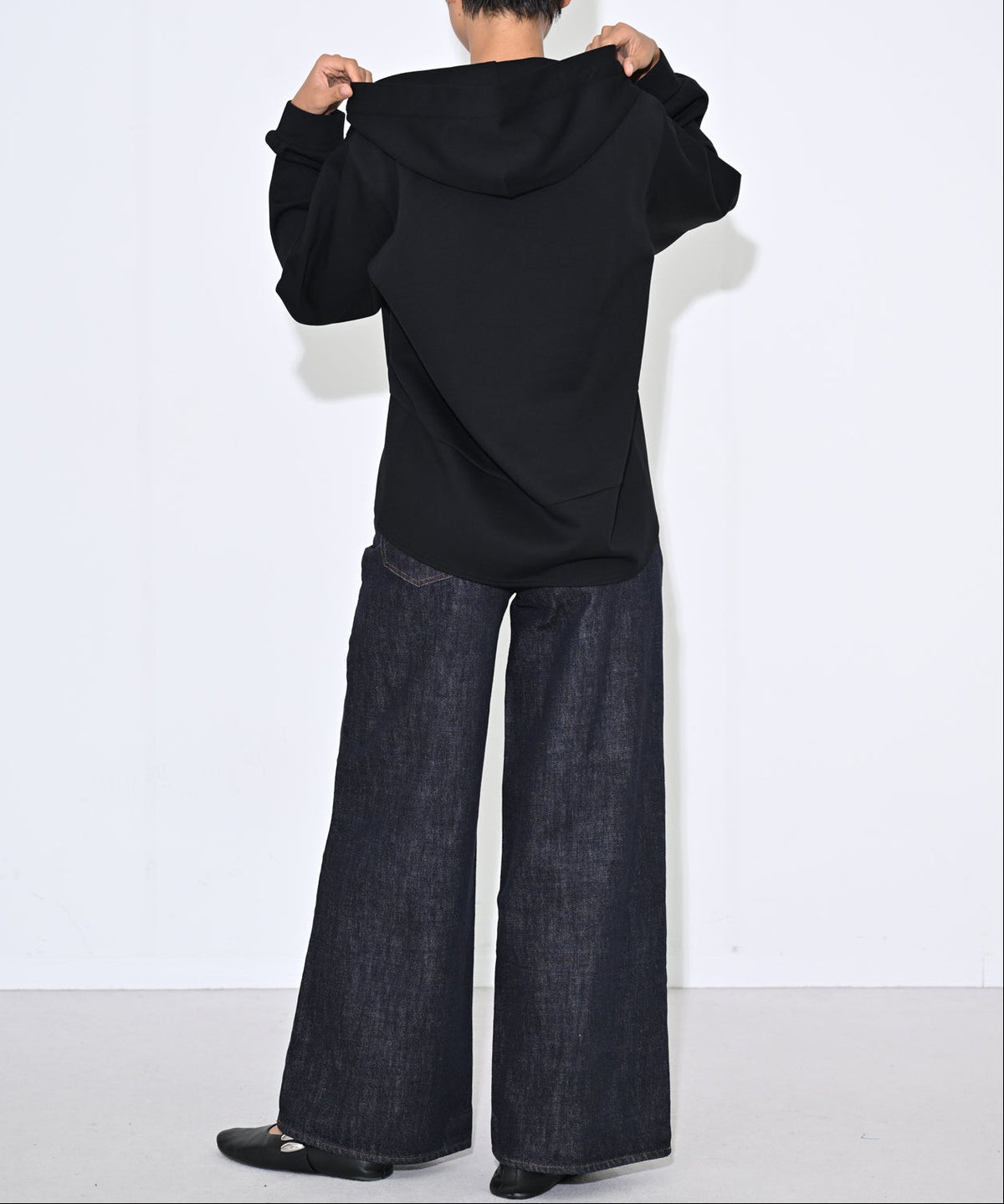 ブラック model:H166cm