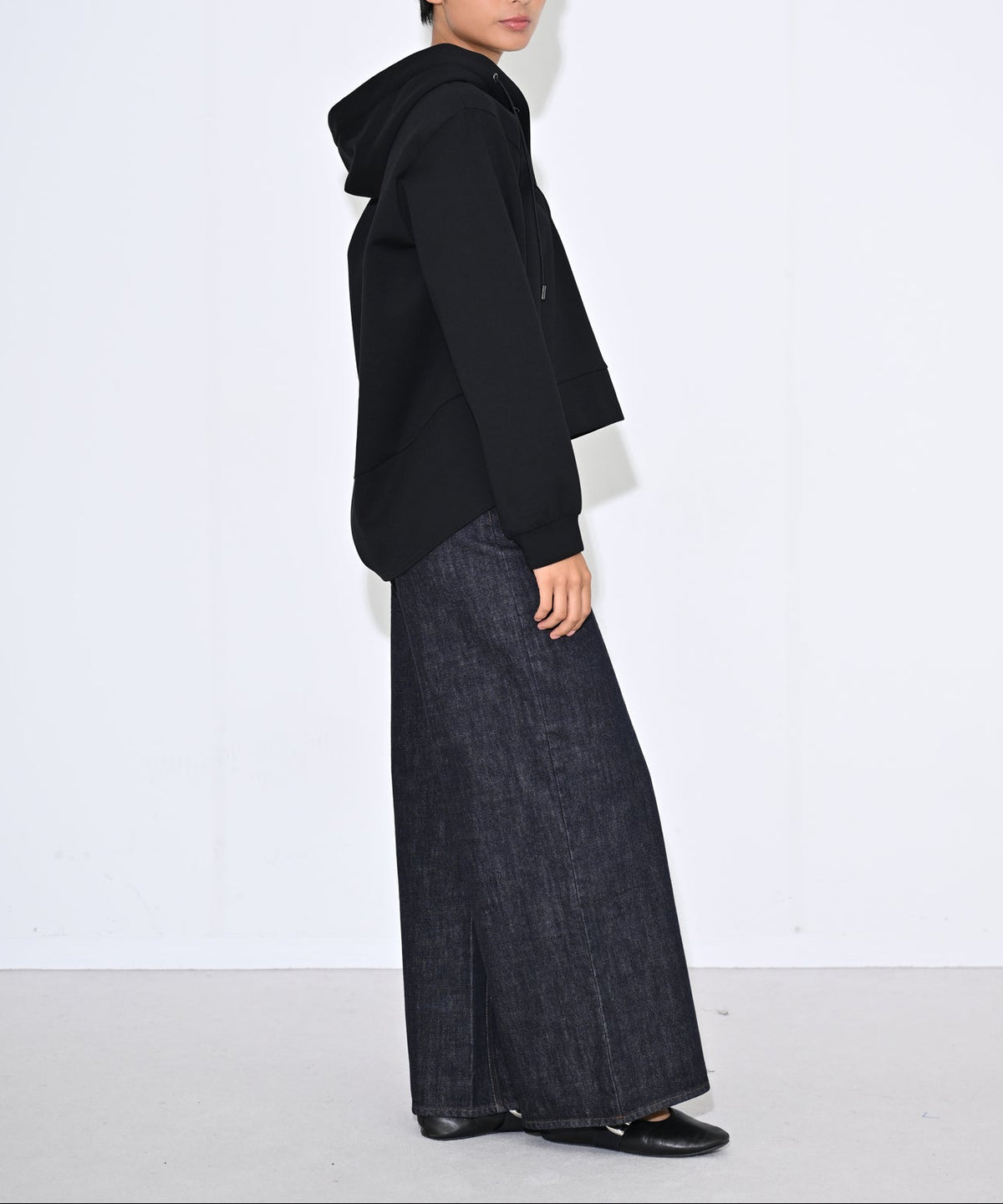 ブラック model:H166cm