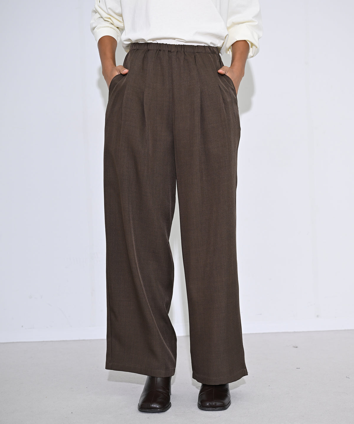 ブラウン model : H166cm
