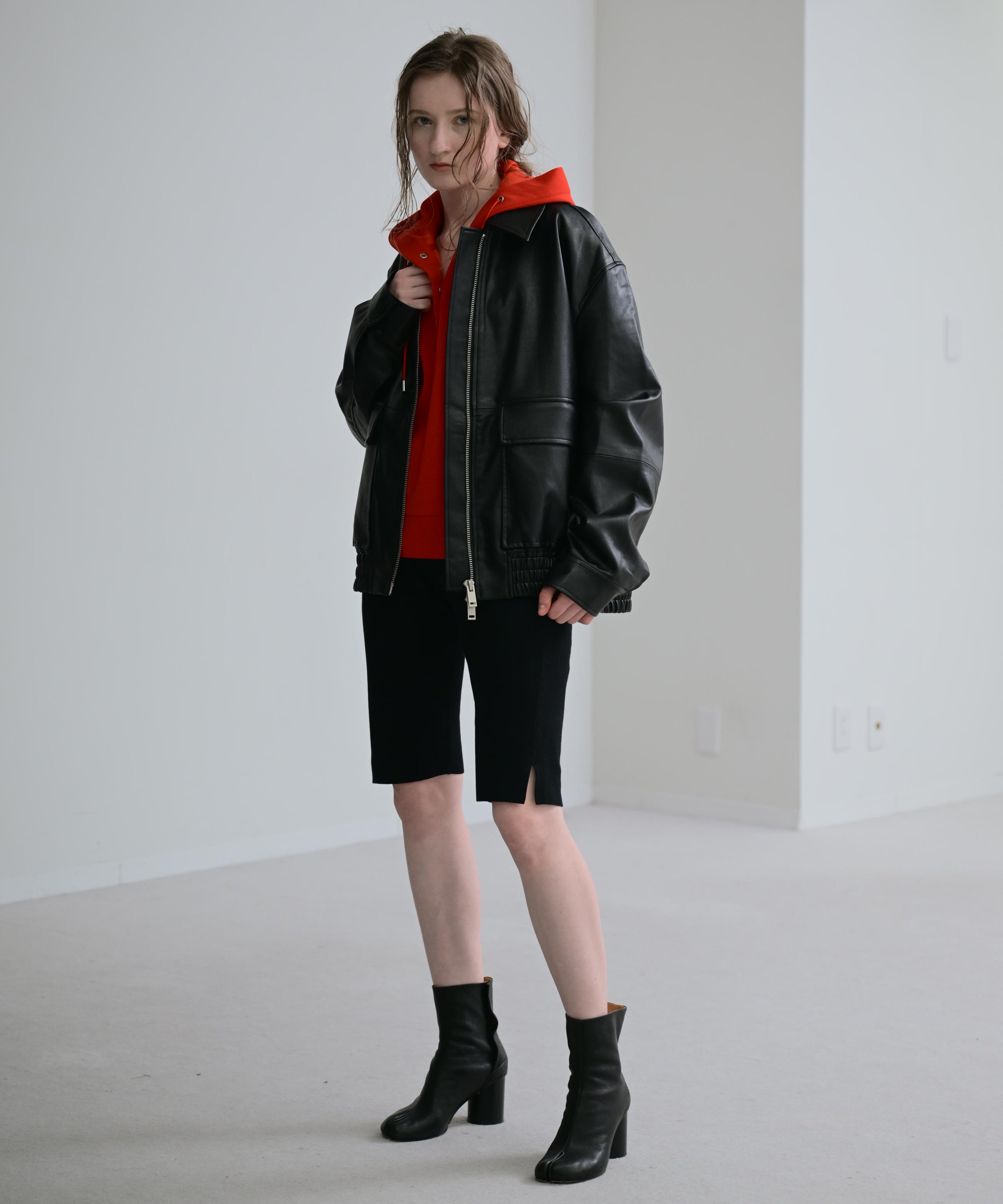 レッド model:H170cm