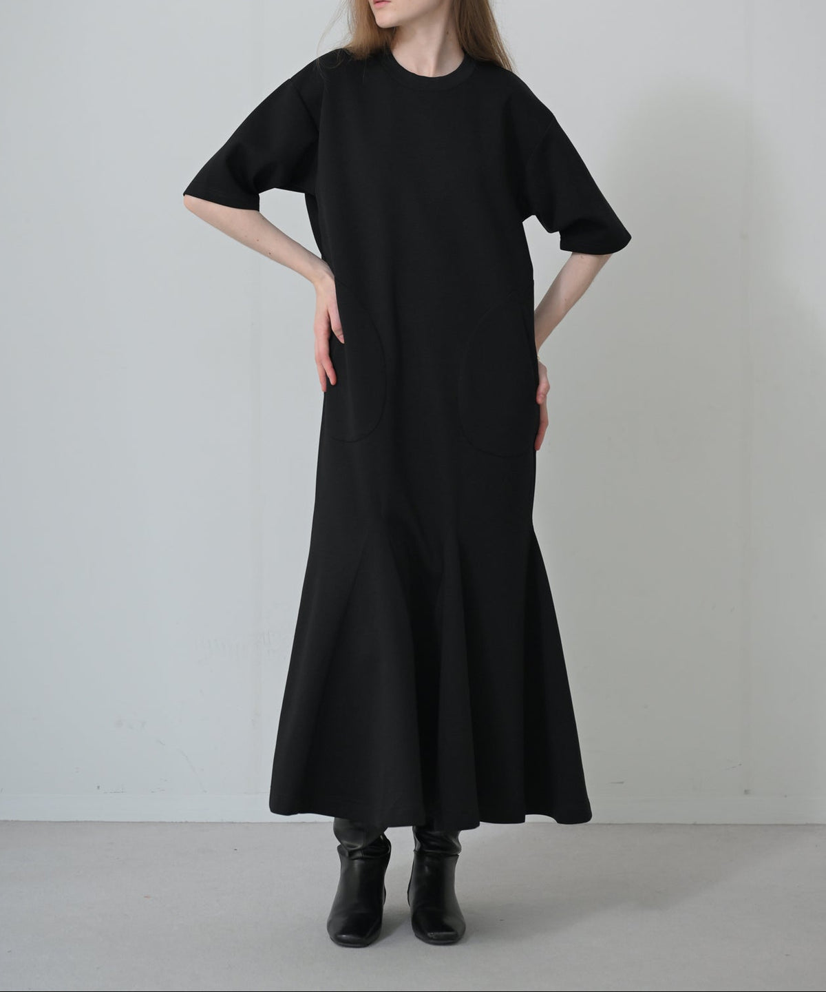 ブラック model;H170cm