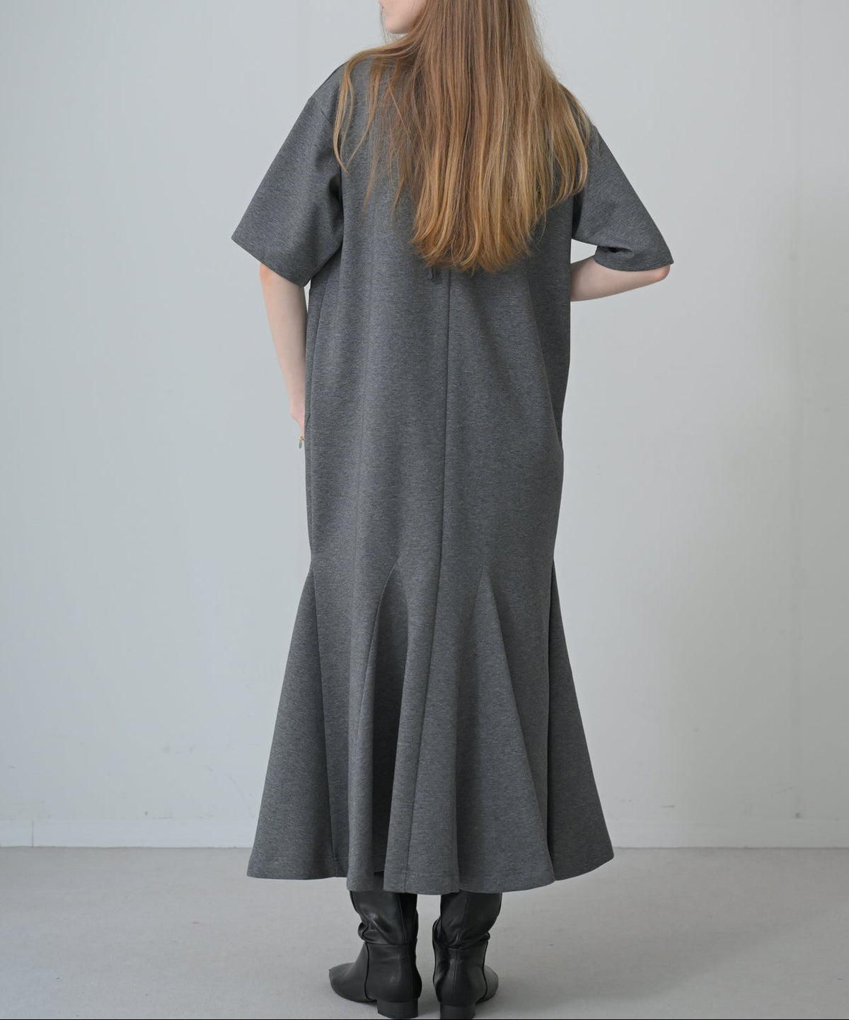 グレー model;H170cm