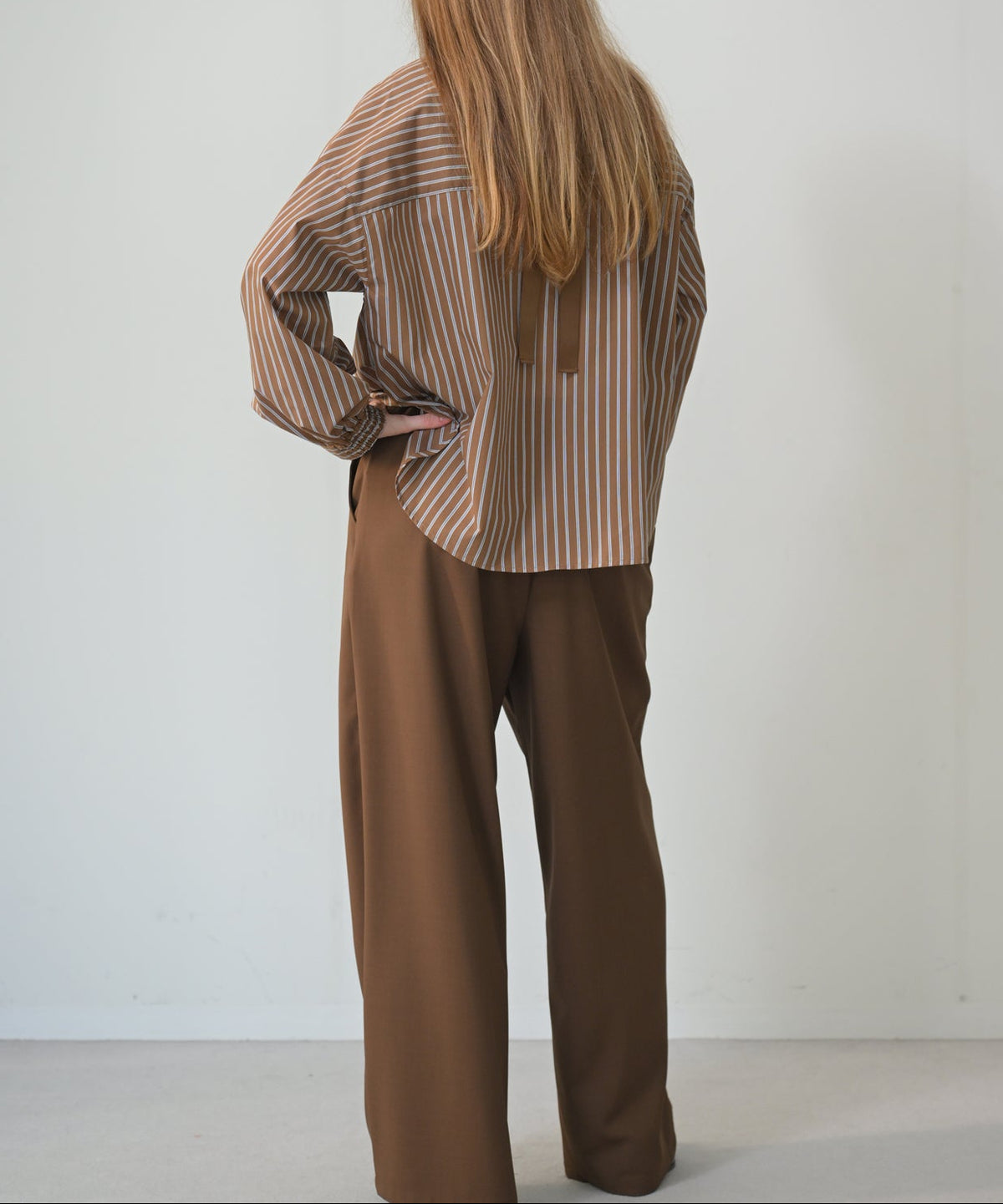 ブラウンストライプ model:H170cm