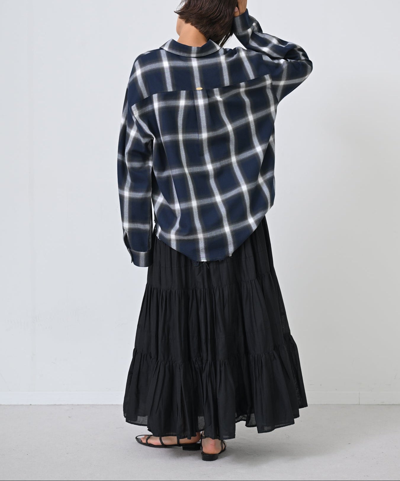 ネイビーチェック model:H166cm