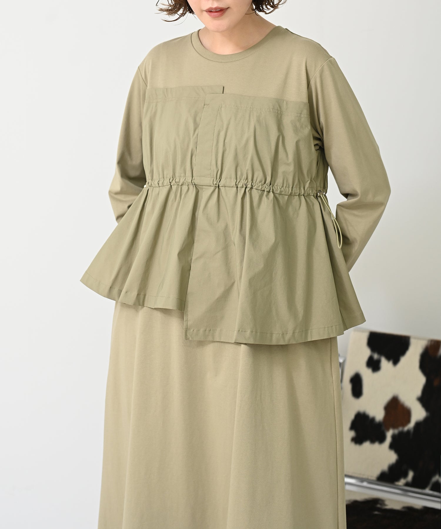 カーキ model:H167