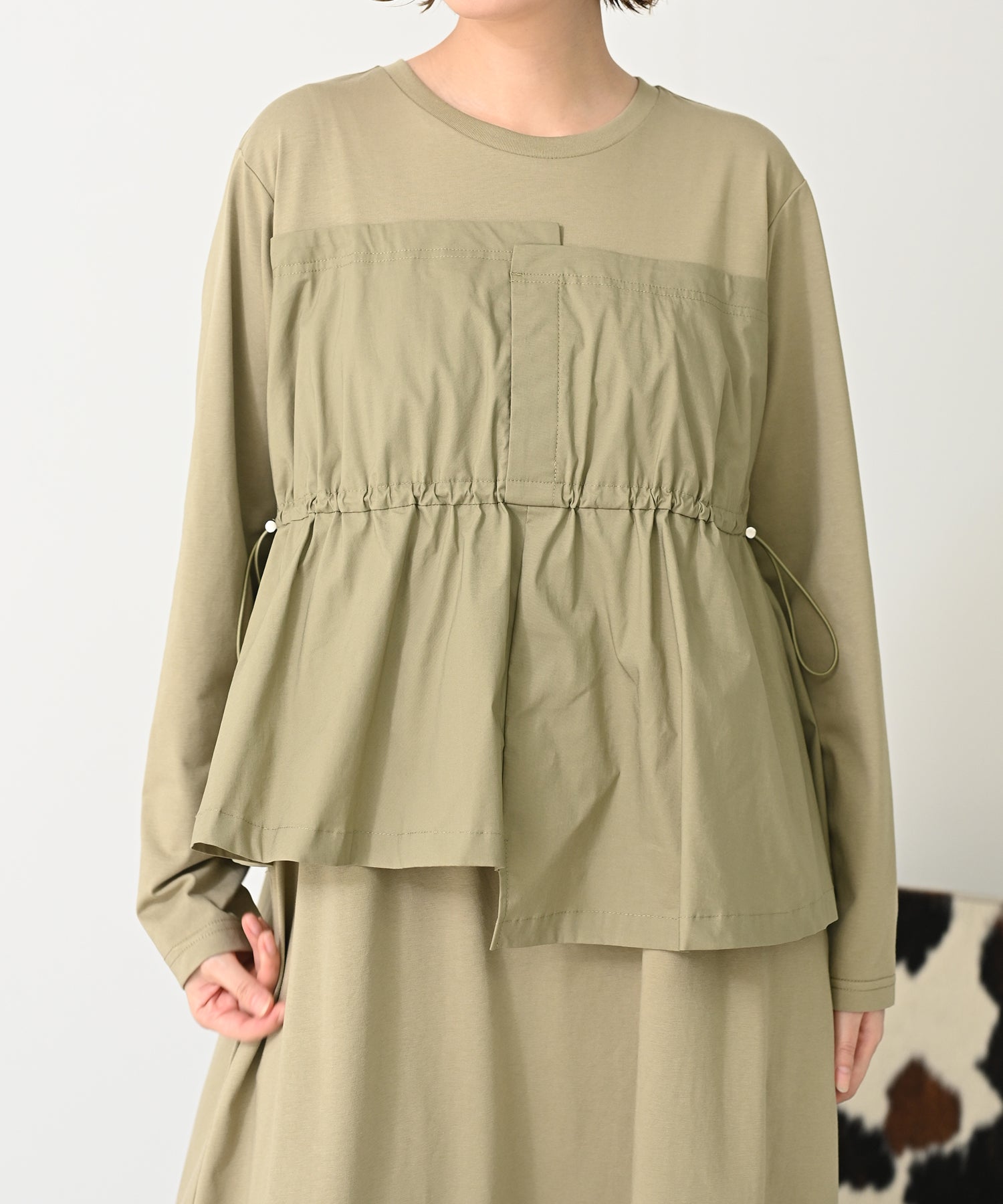 カーキ model:H167