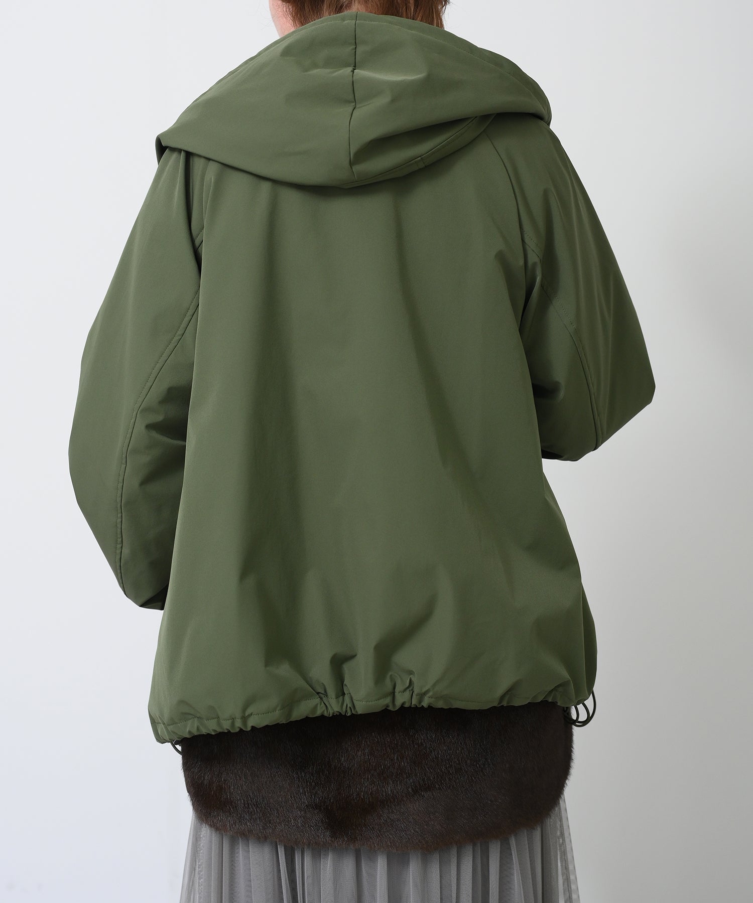 カーキ model:H163