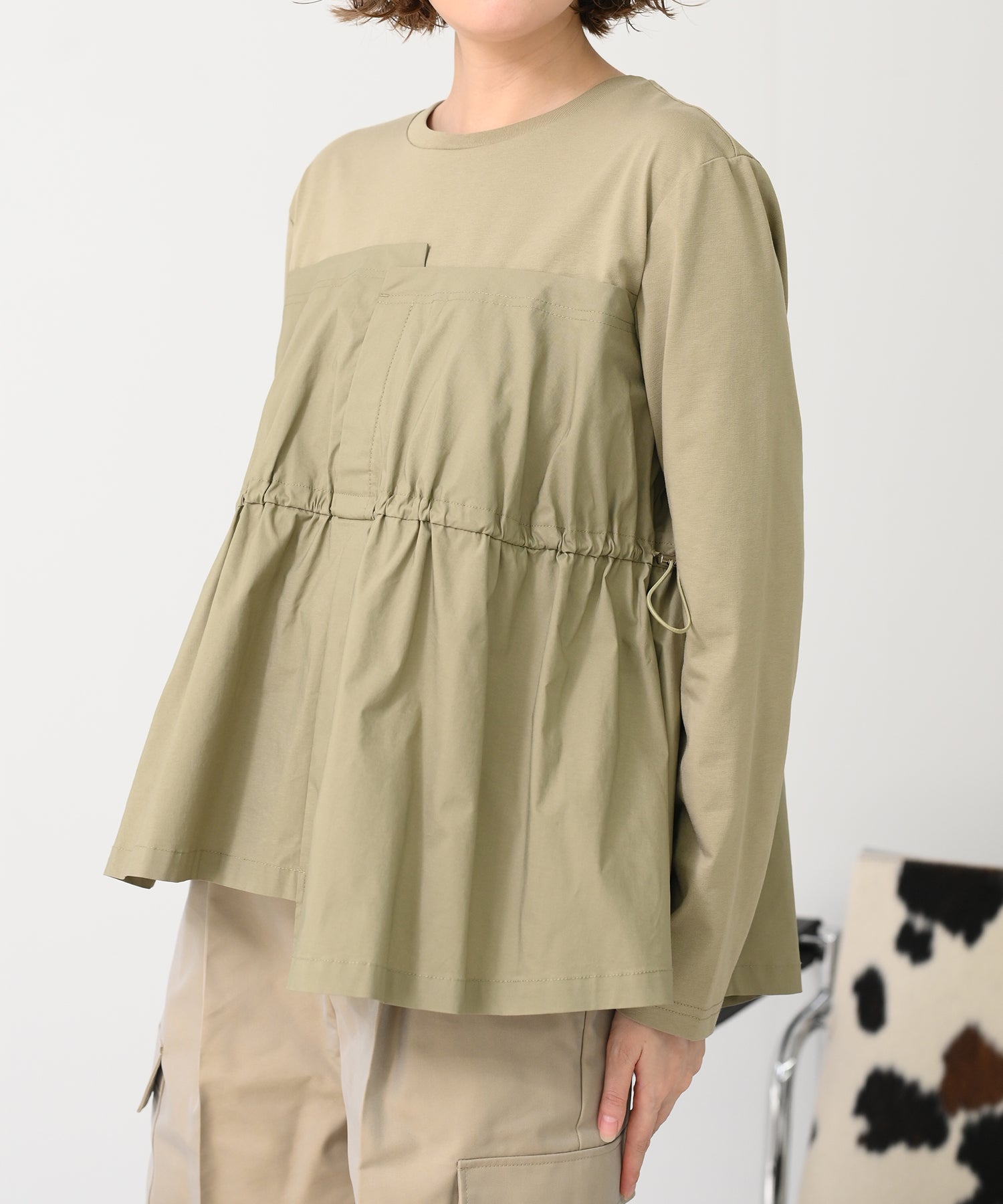 カーキ model:H167