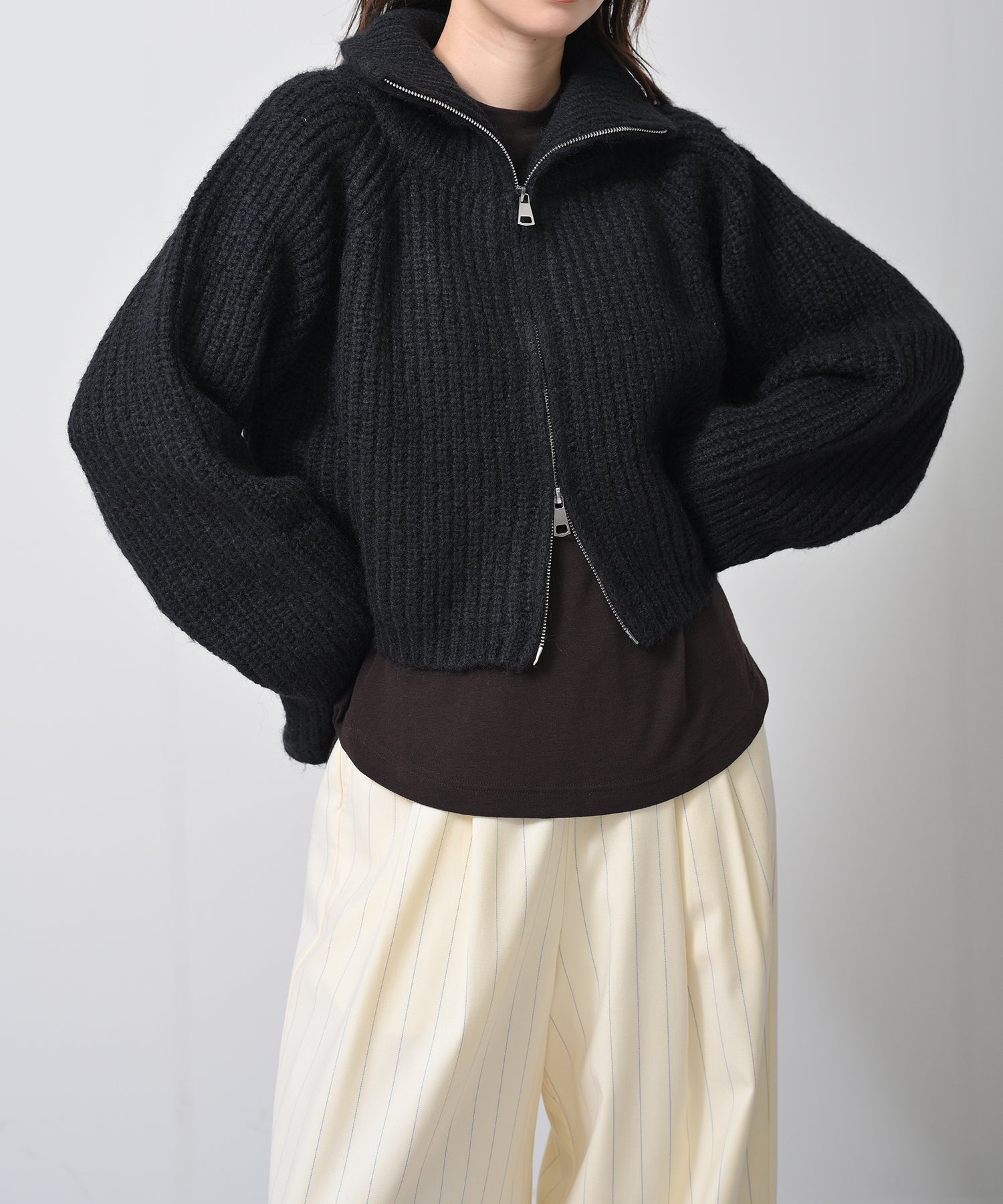 ブラック model:H160