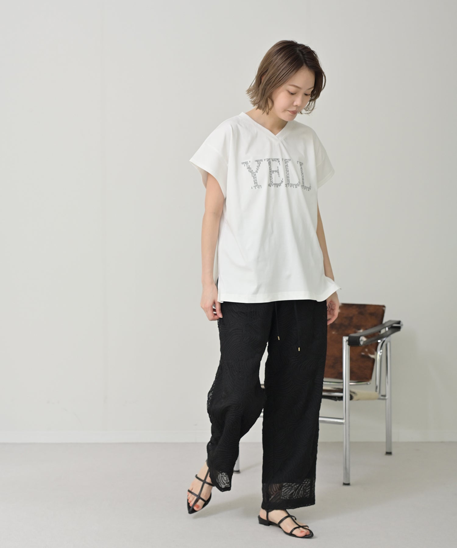 【Timesale】YELLロゴTシャツ