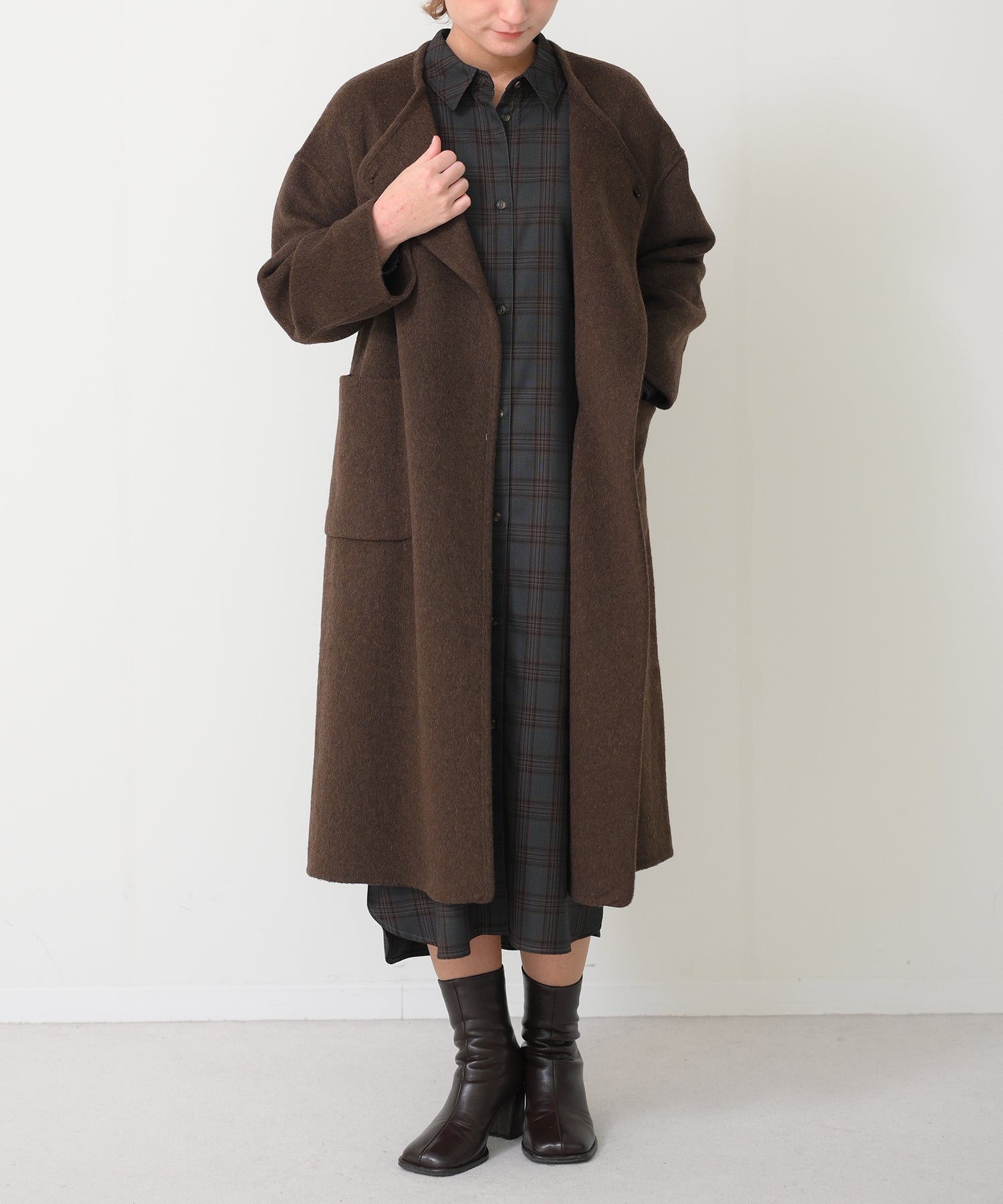 Wool Scarf-Integrated Long Coat