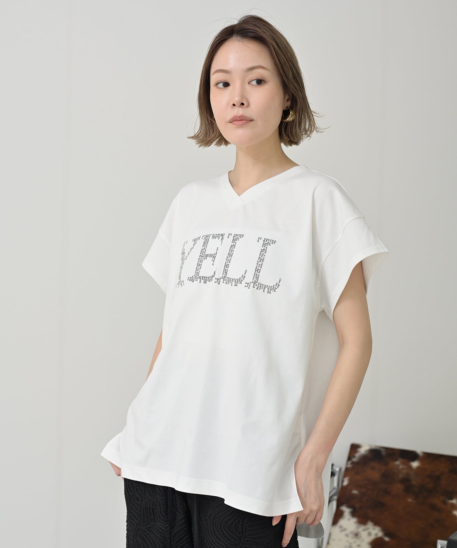【Timesale】YELLロゴTシャツ