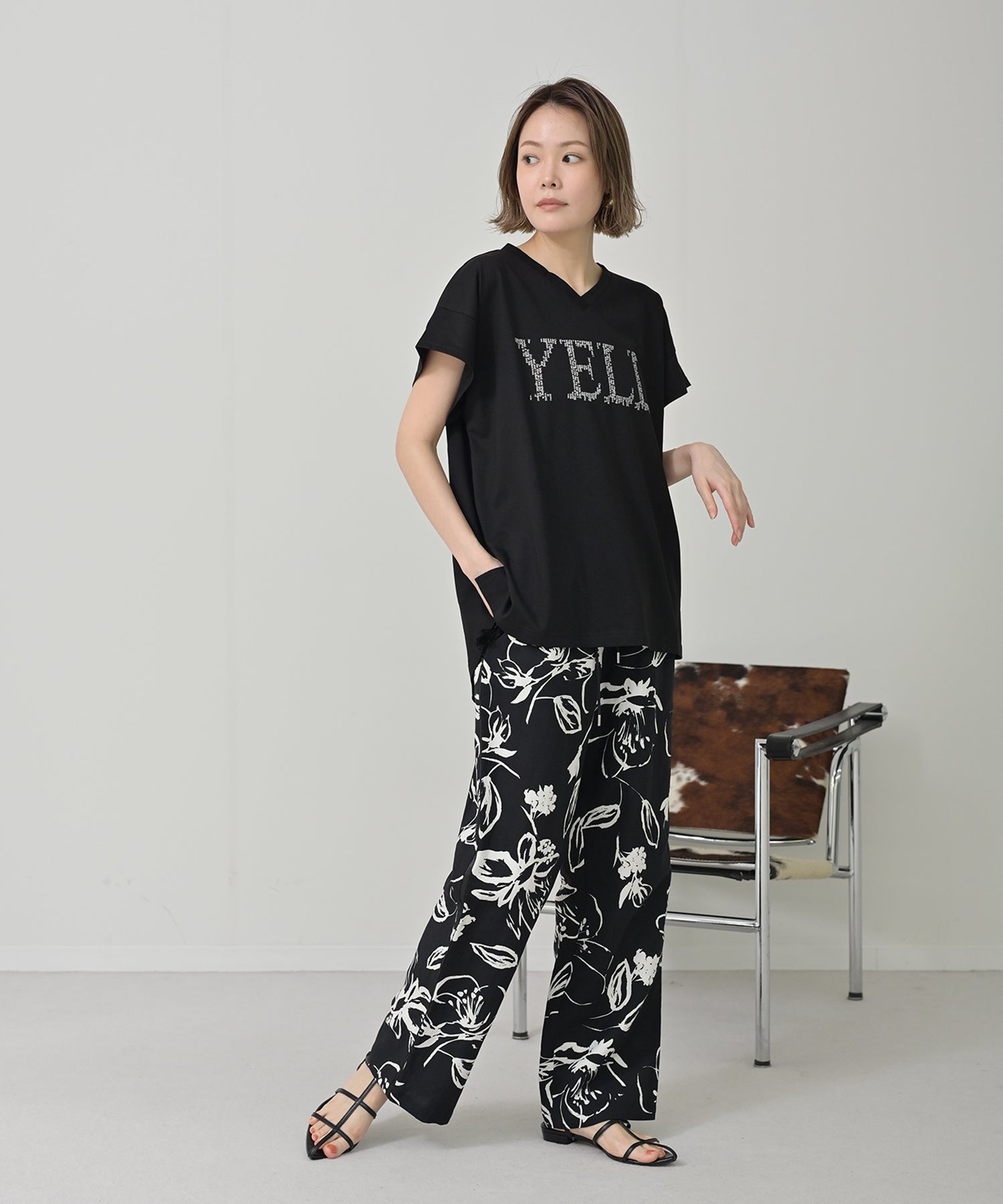 YELLロゴTシャツ