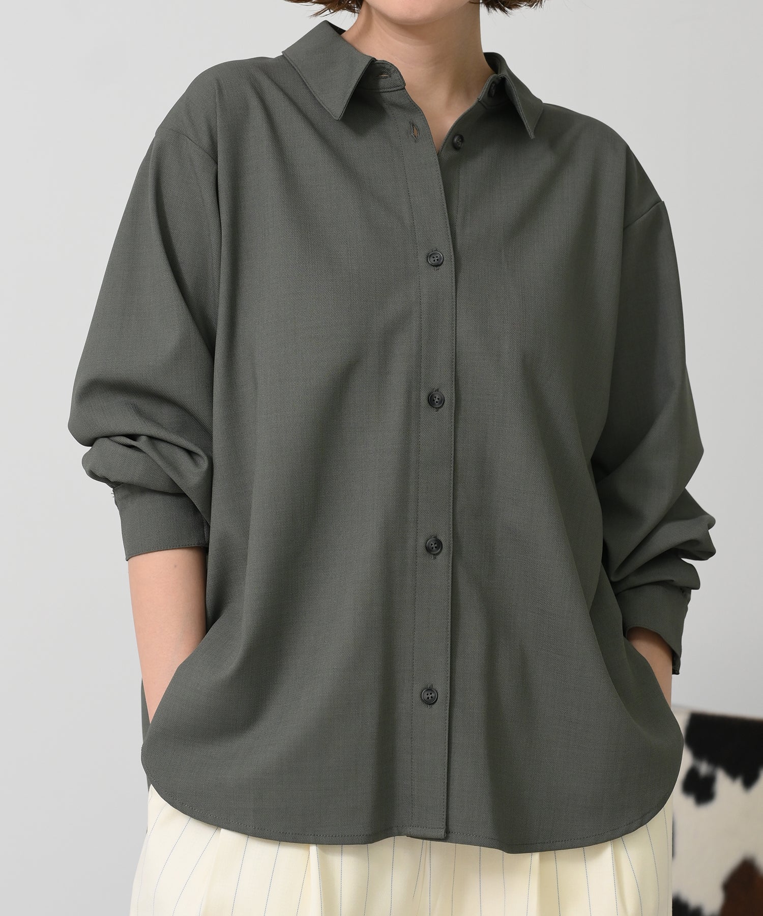 カーキ model:H167