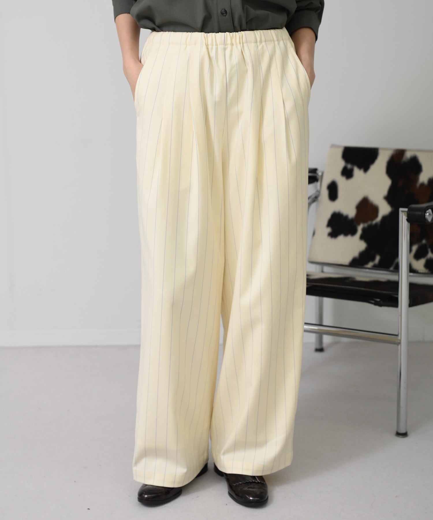 オフホワイト model:H167