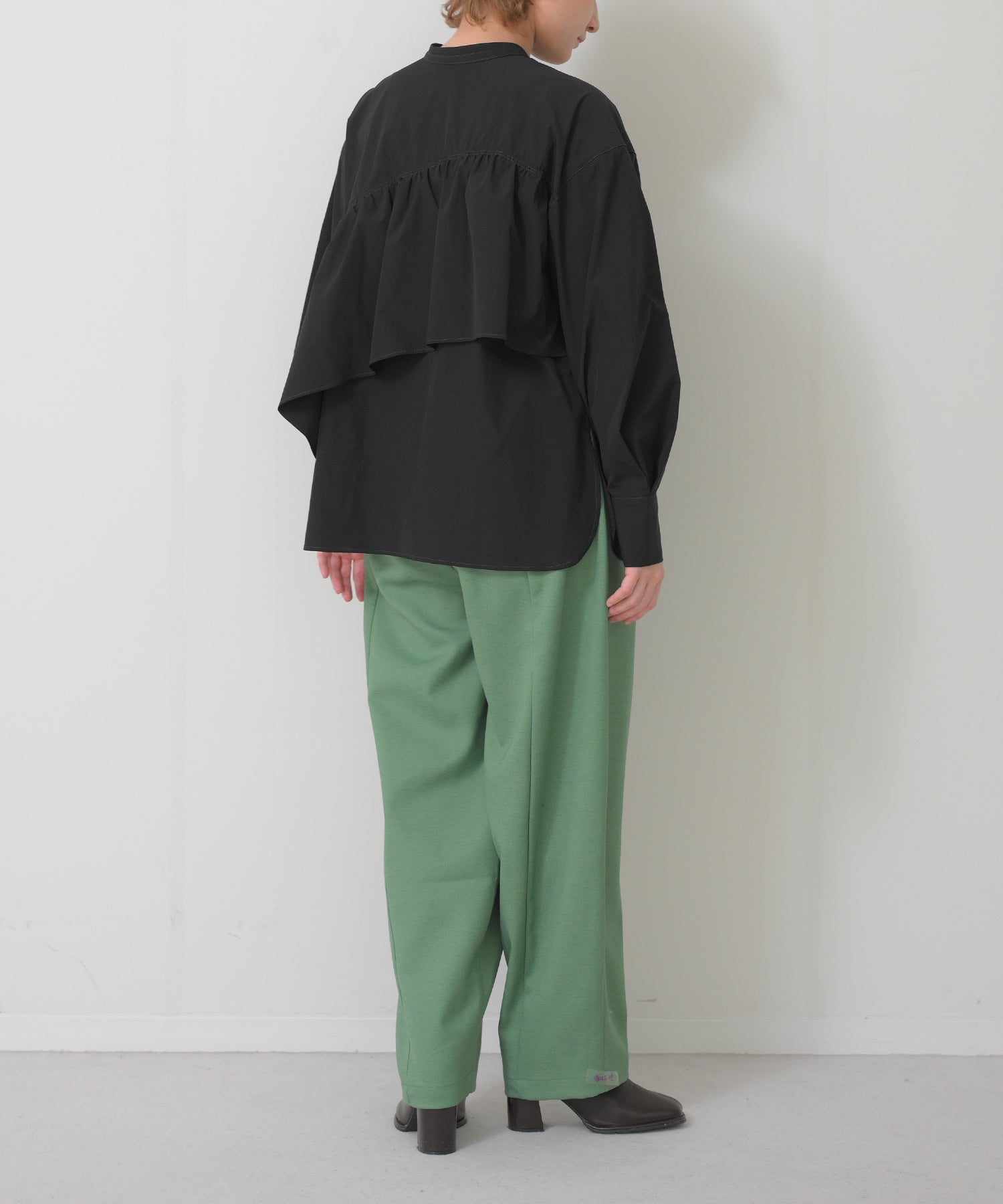 ブラック model:H163