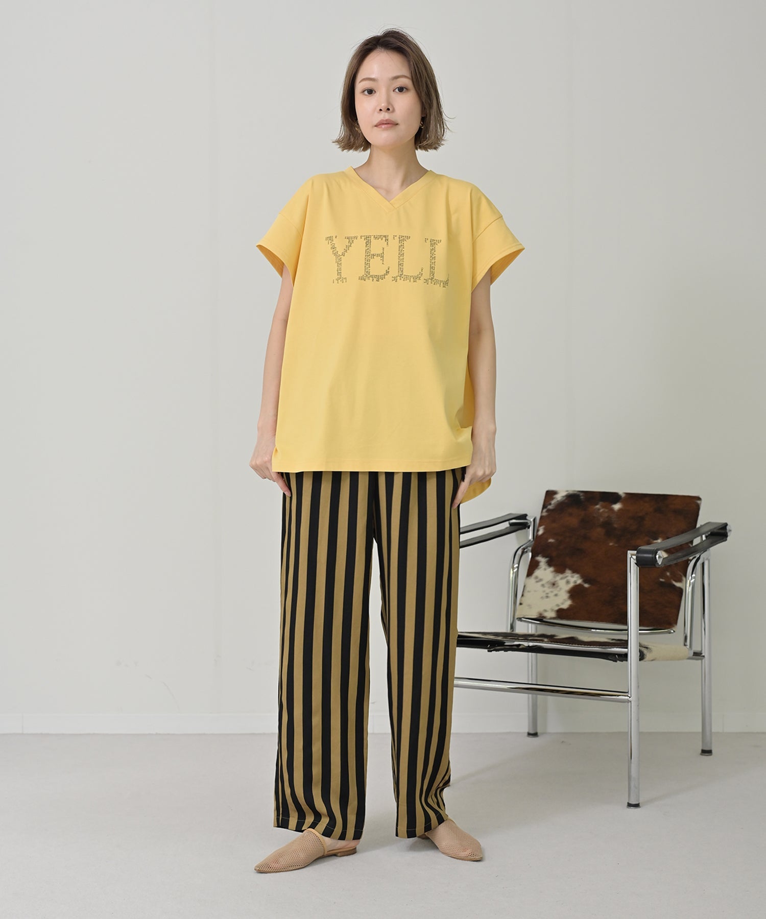 【Timesale】YELLロゴTシャツ