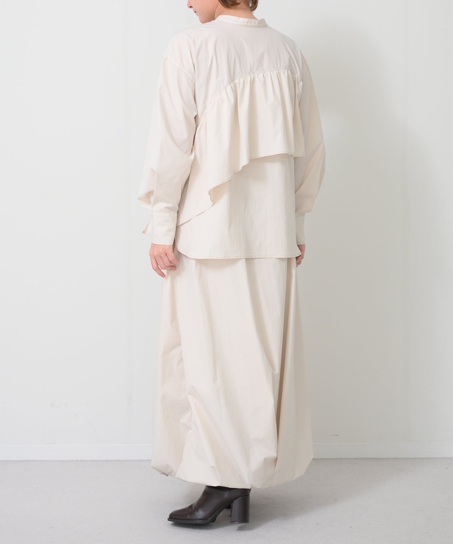 オフホワイト model:H163