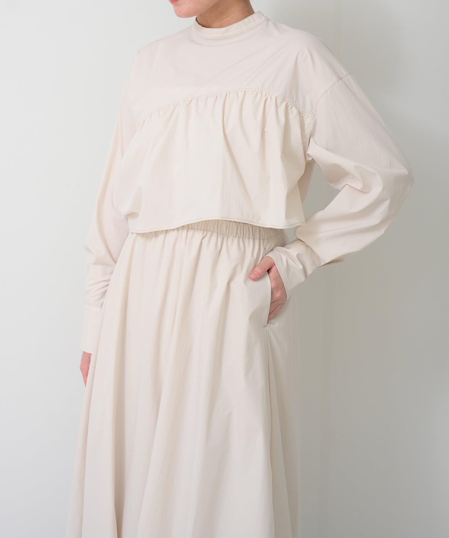 オフホワイト model:H163