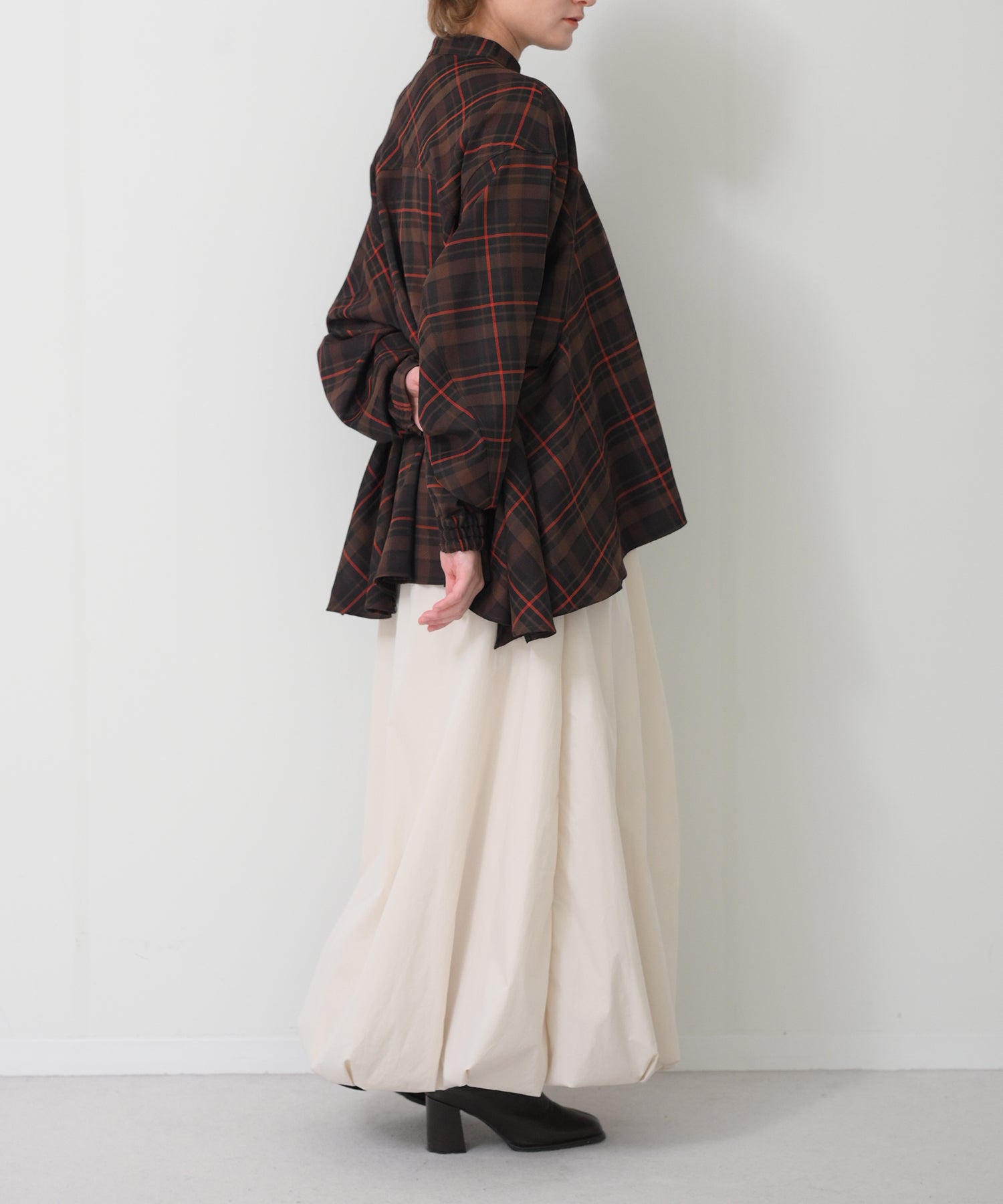 ブラウン model:H163