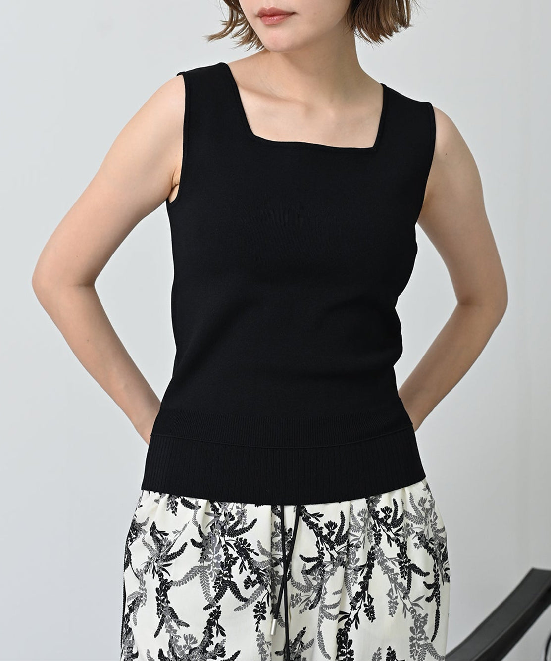 ブラック model:H167
