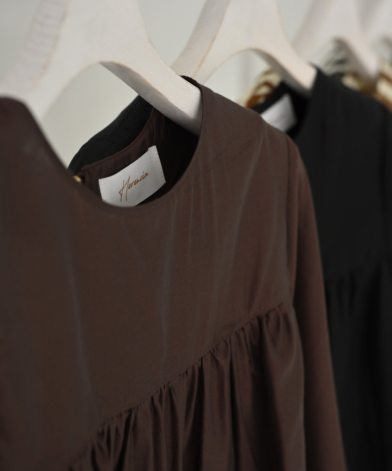 Airy Balloon Sleeve Blouse