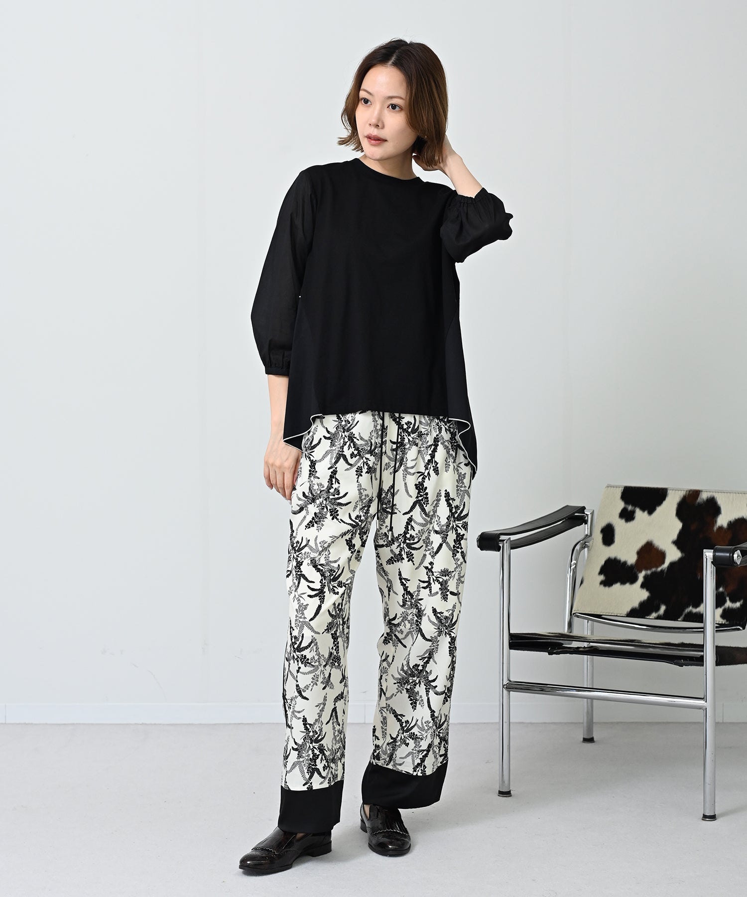 ブラック model:H167