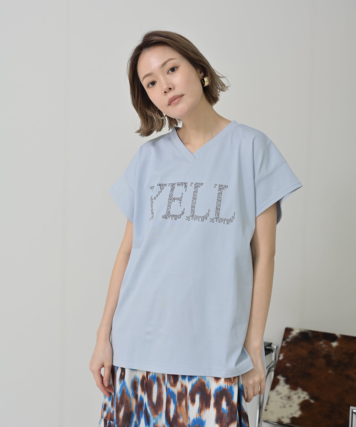 【Timesale】YELLロゴTシャツ