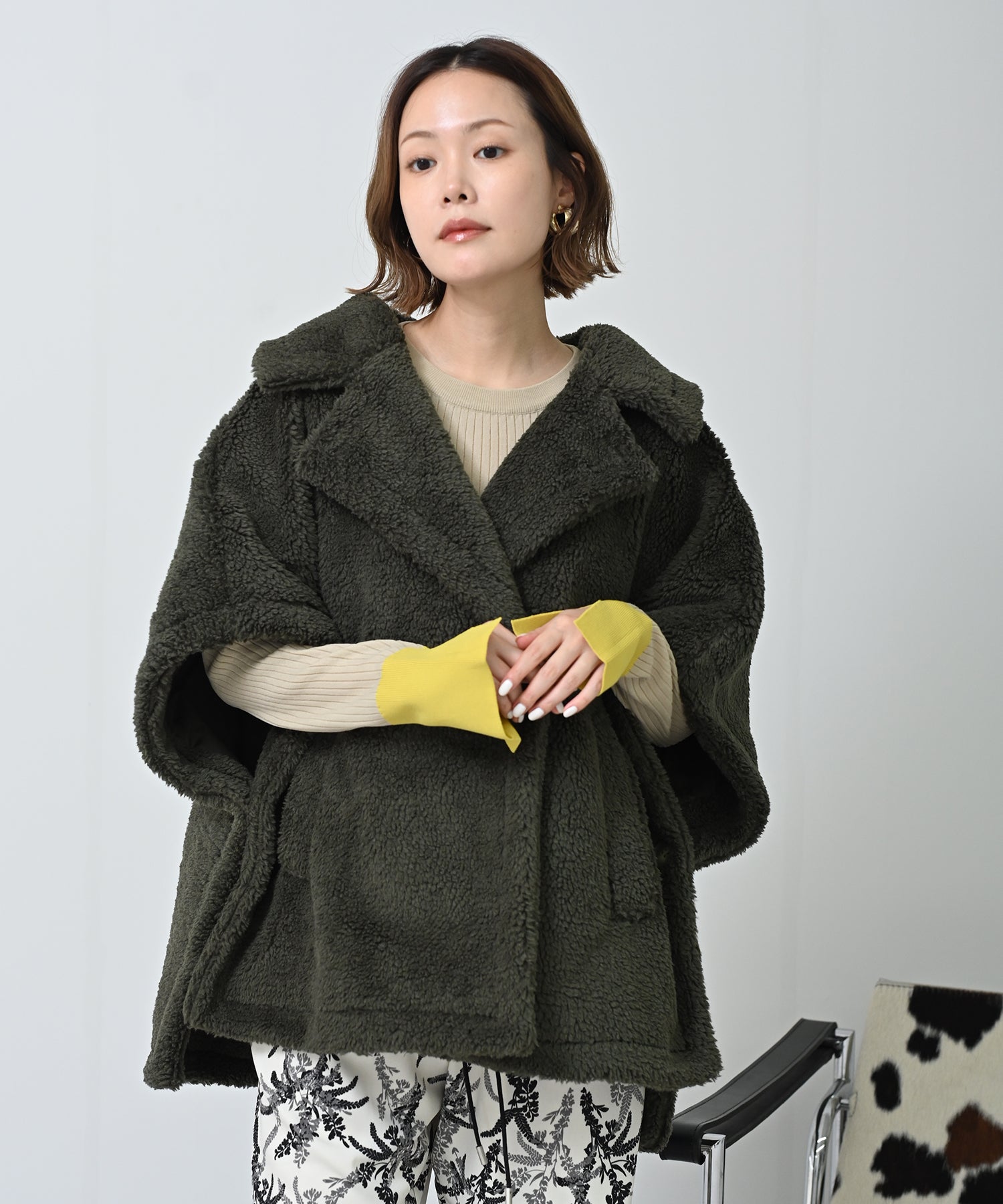 カーキ model:H167