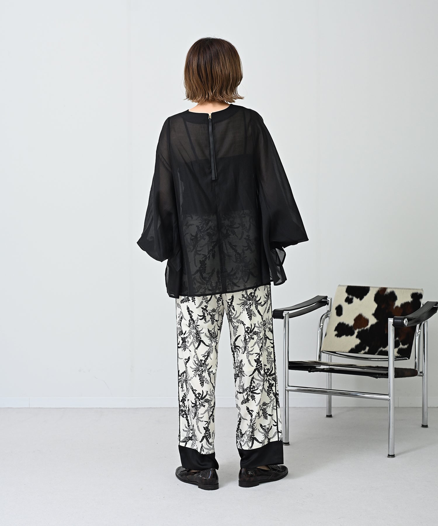 ブラック model:H167