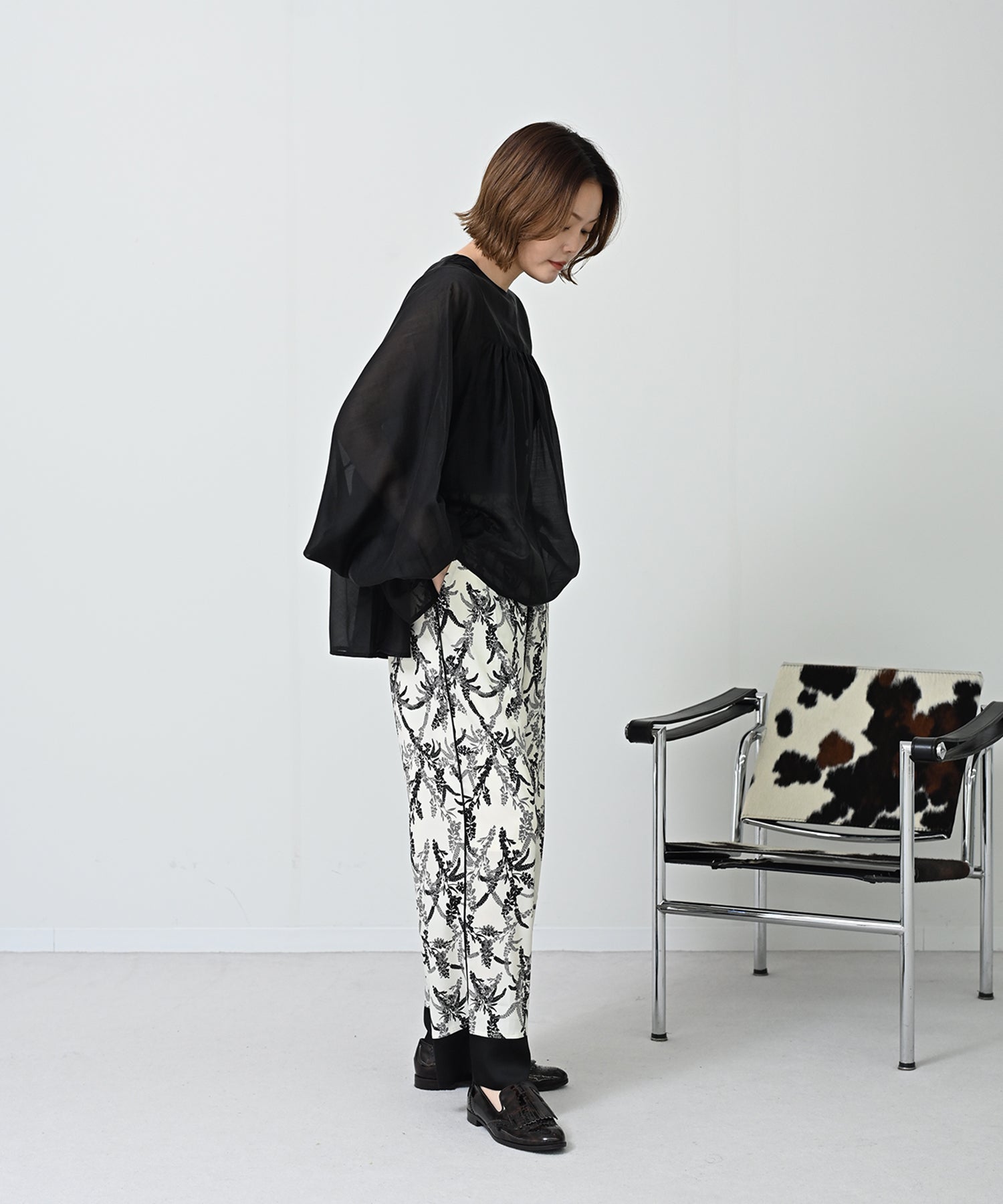 ブラック model:H167