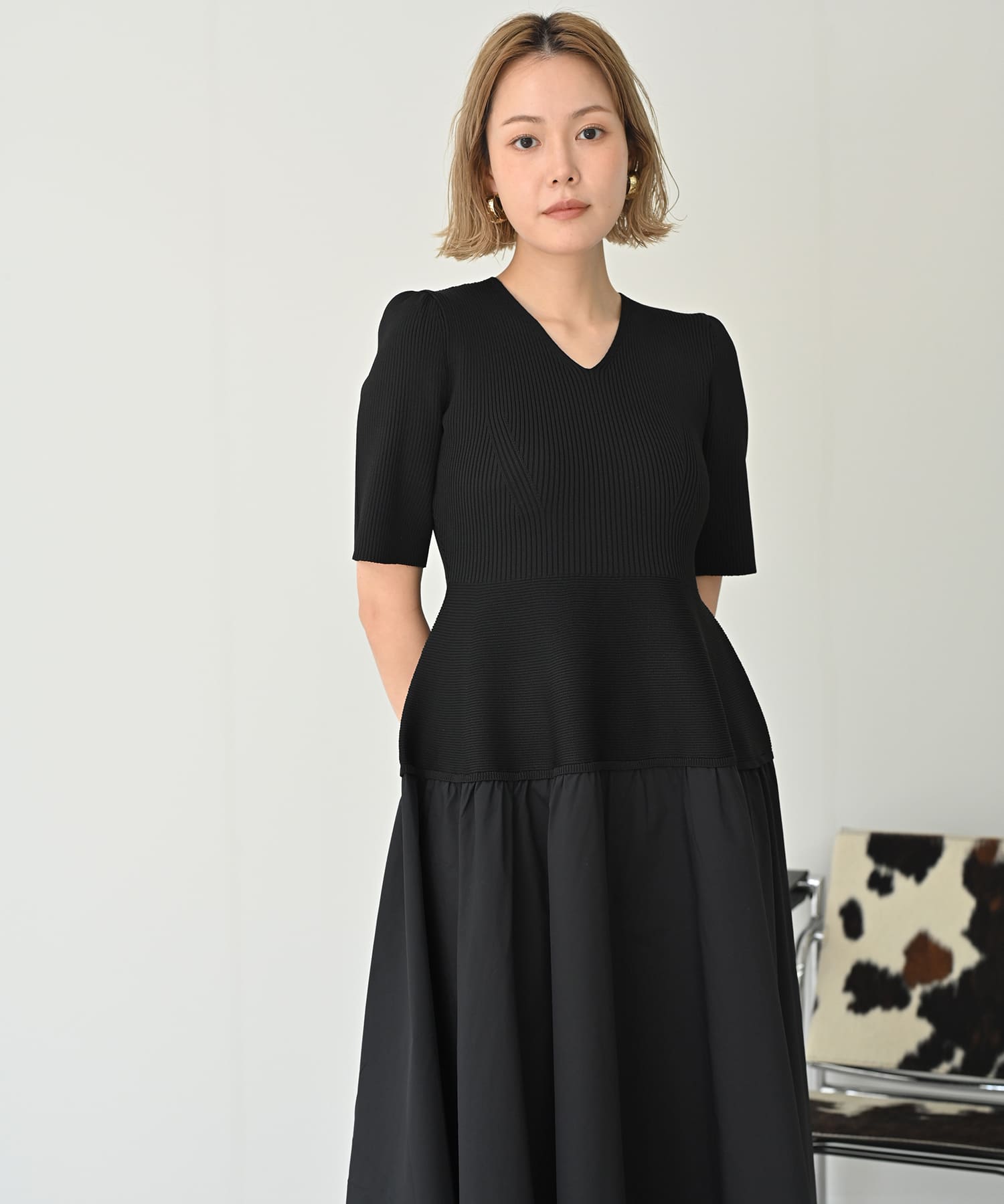 【Secretsale】V-neck knit dress