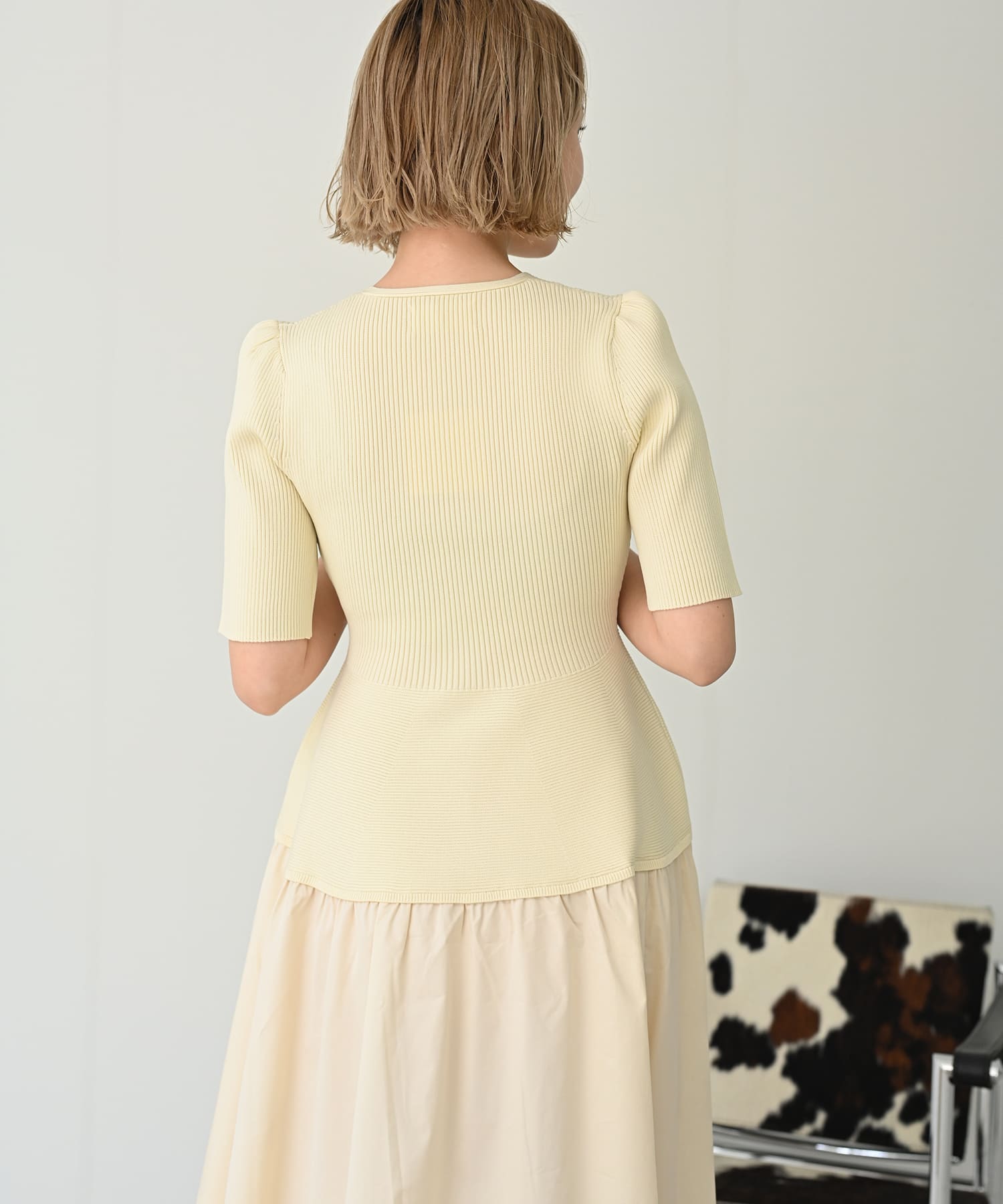 V-neck knit dress