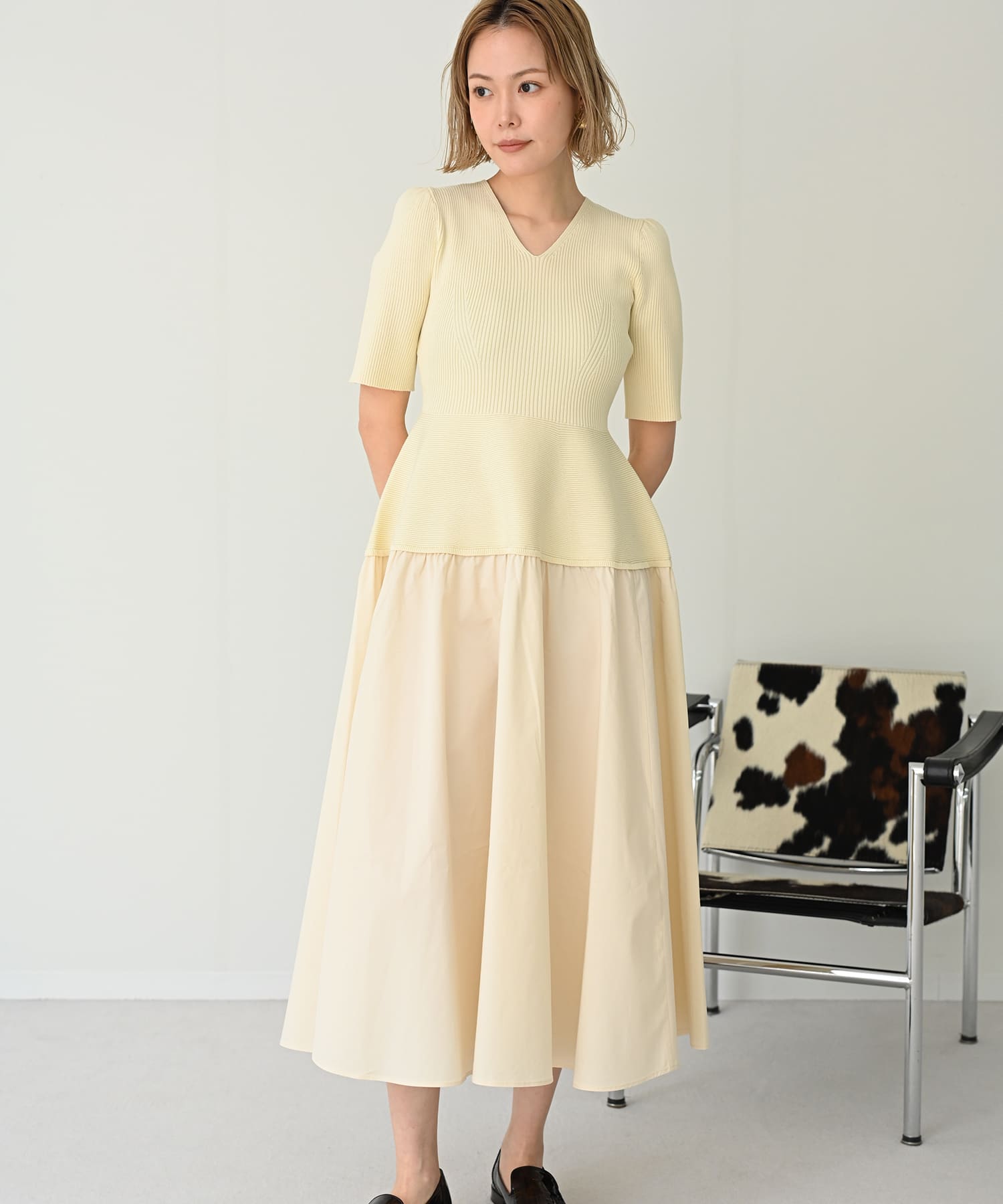 V-neck knit dress
