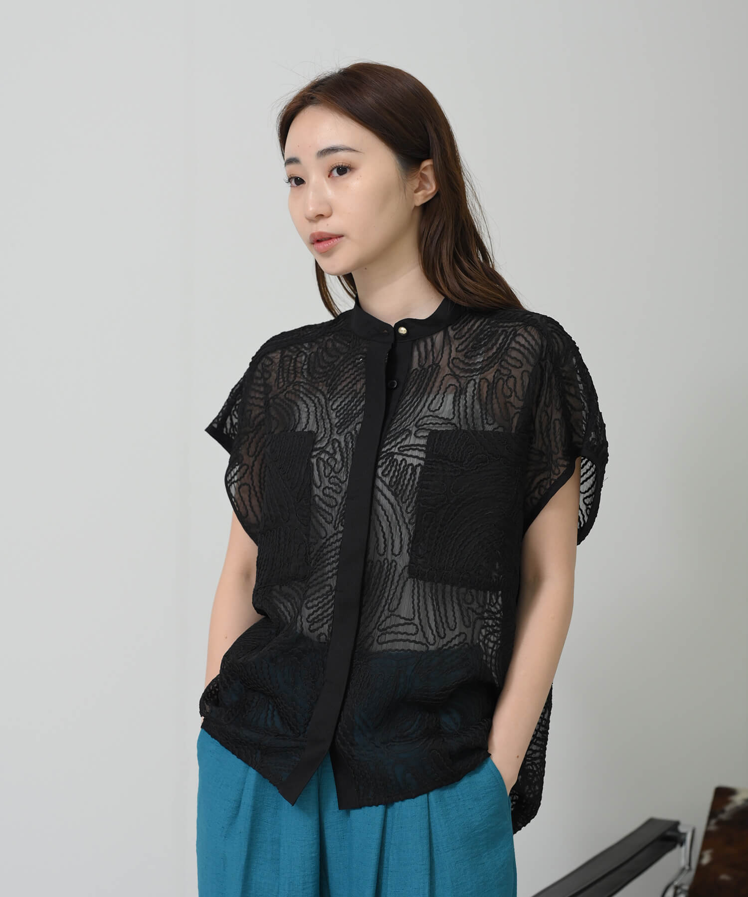 【シークレットセール】コード刺繍レースブラウス