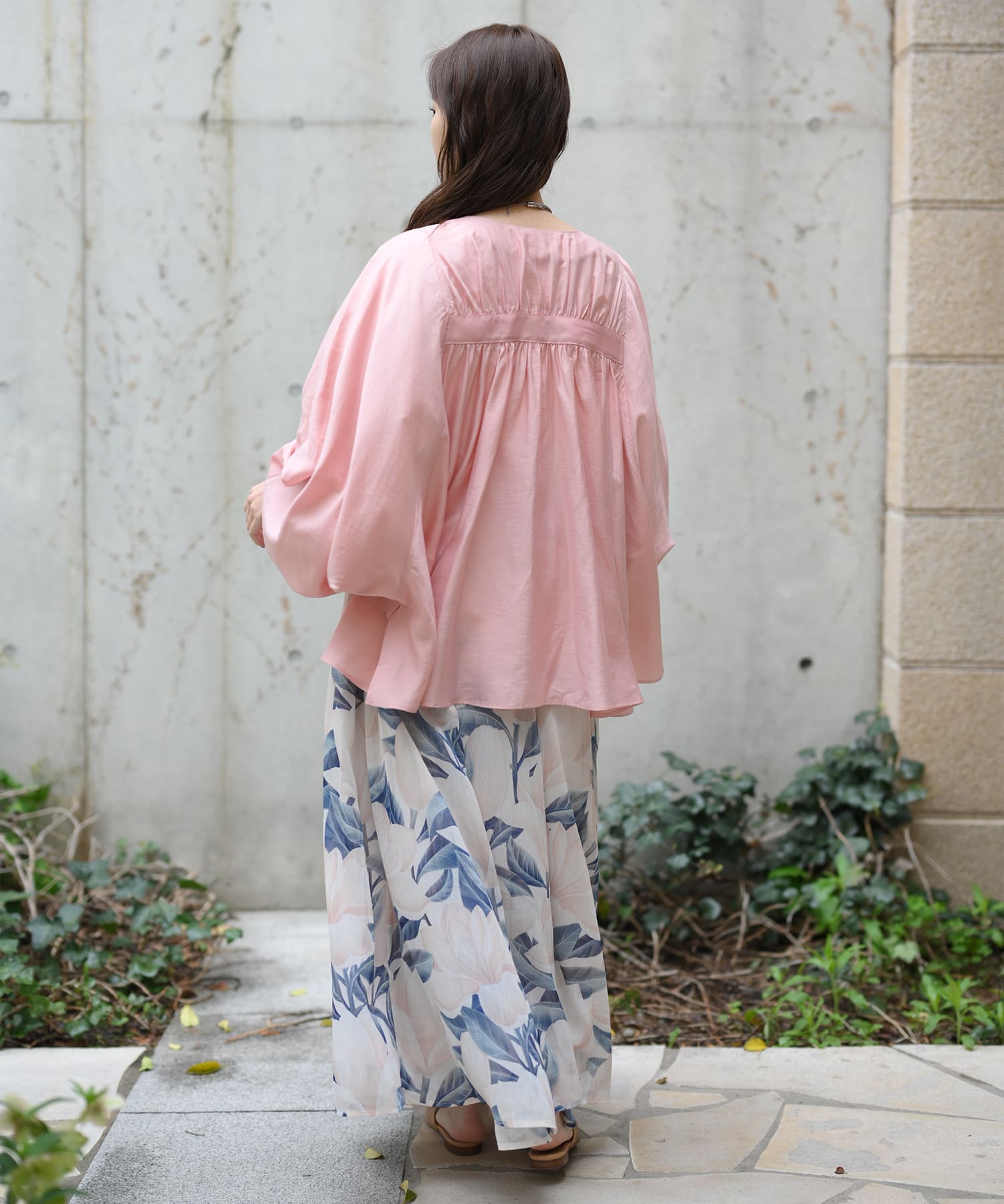 PINK model:H160 着用サイズ:FREE