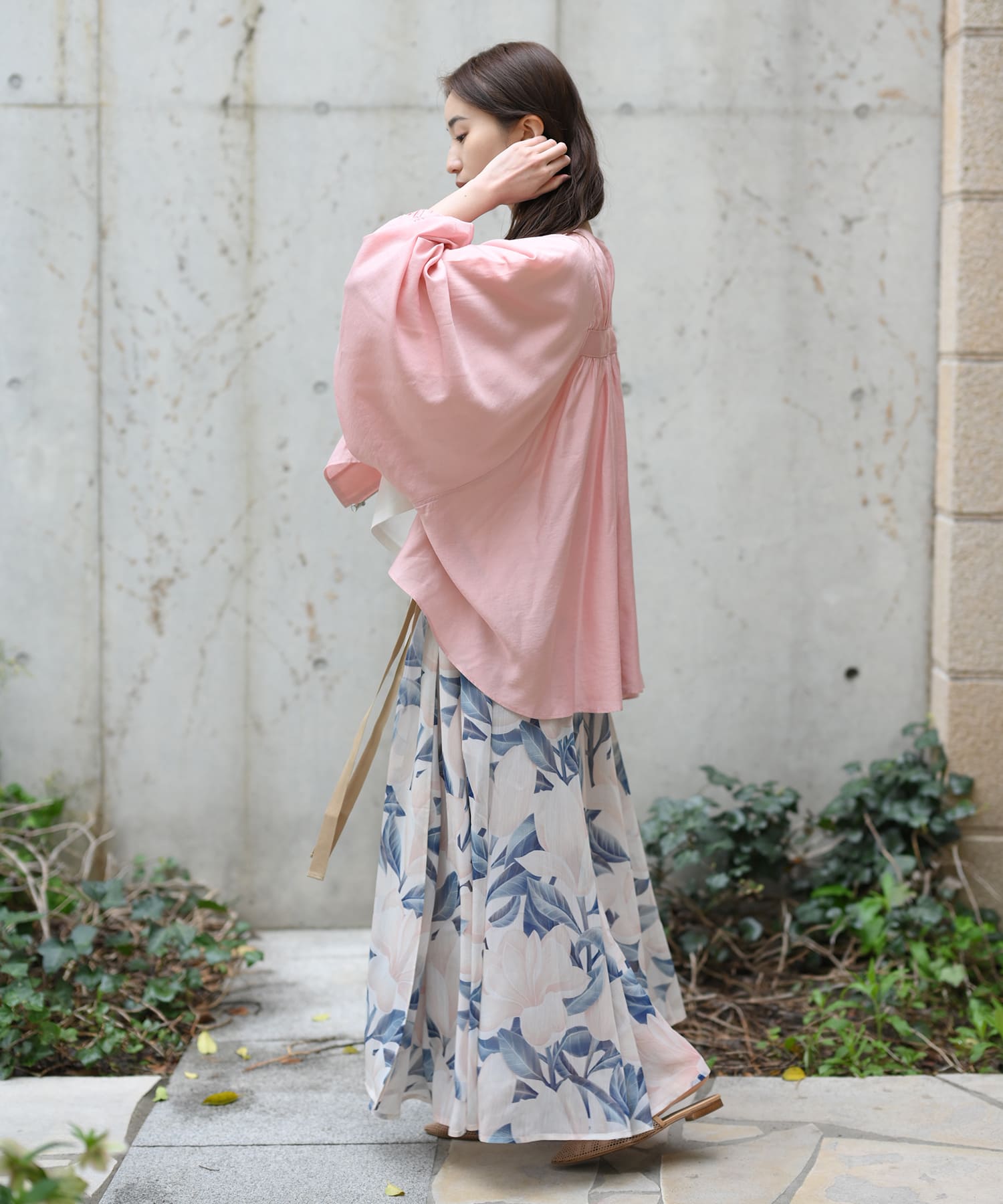 PINK model:H160 着用サイズ:FREE