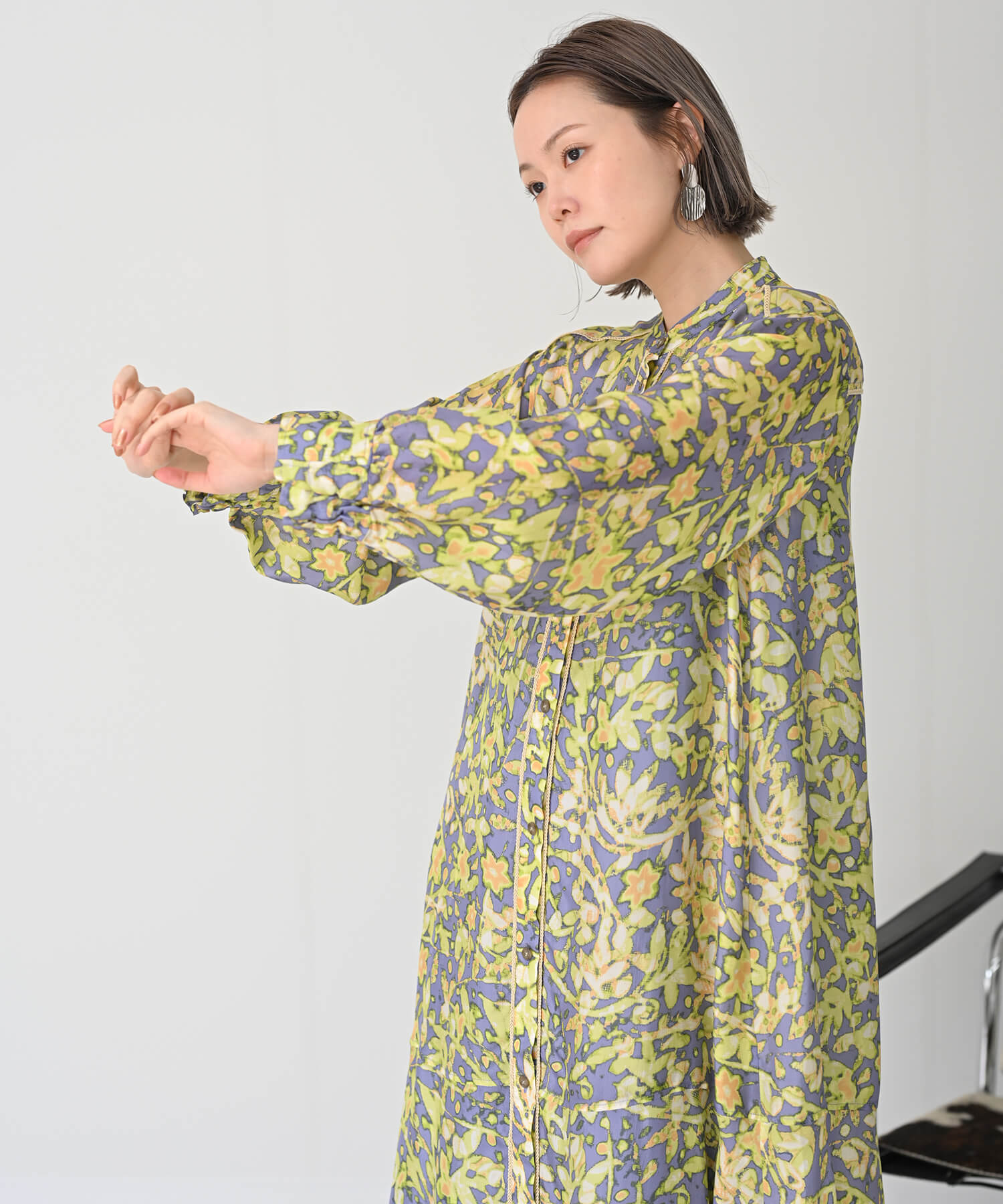 【Secretsale】パイピングラインシャツ柄ワンピースドレス