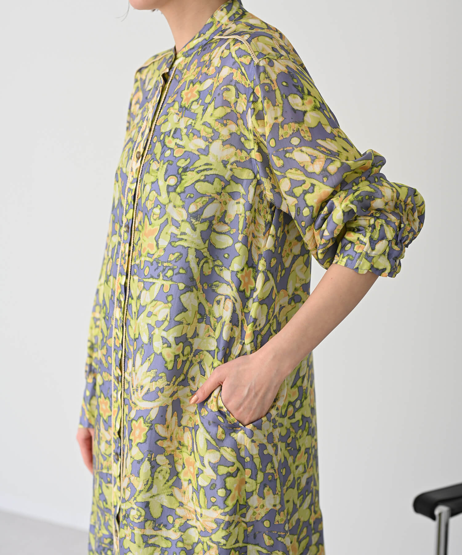 【Secretsale】パイピングラインシャツ柄ワンピースドレス